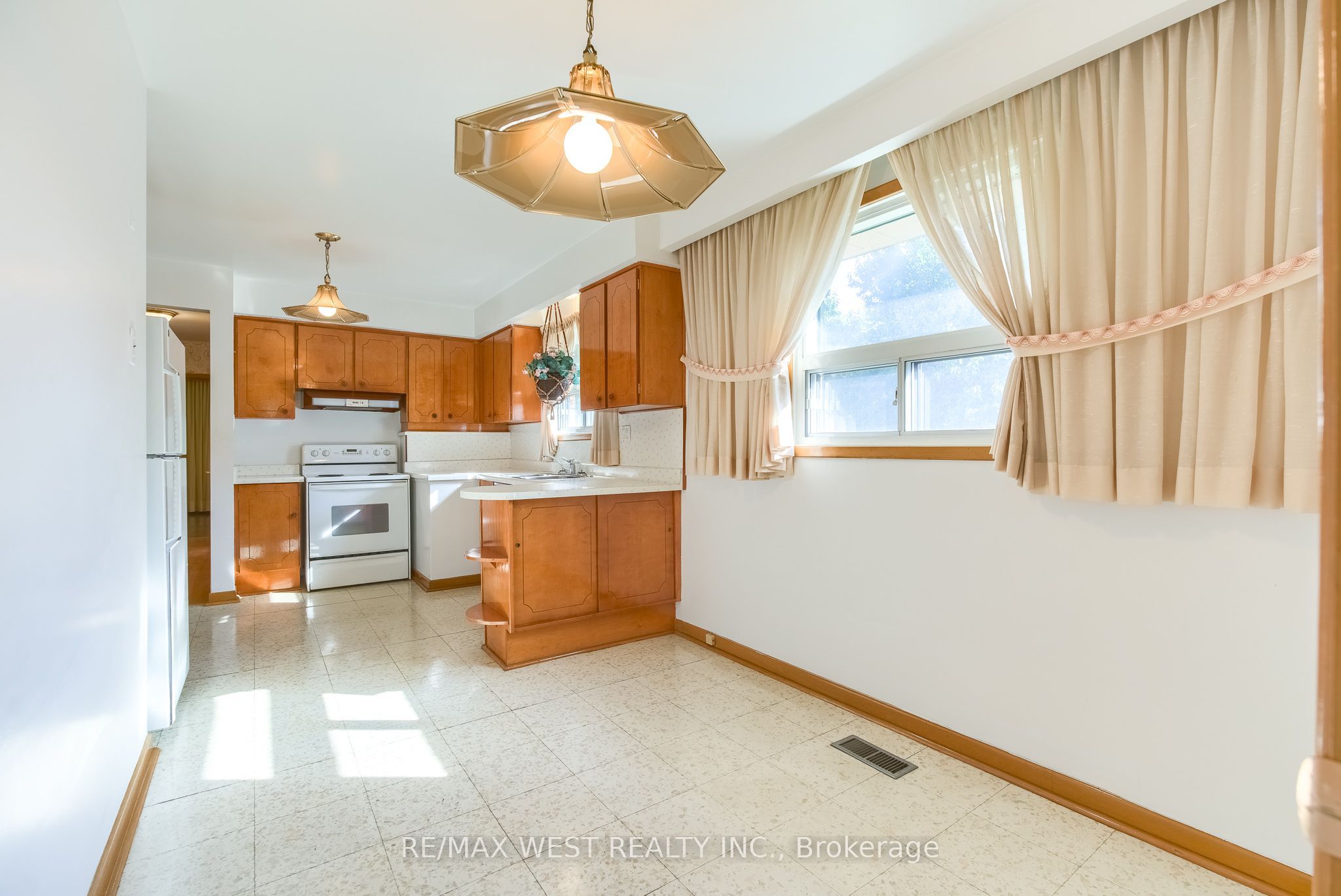 8 Carswell Place Property Photo 2
