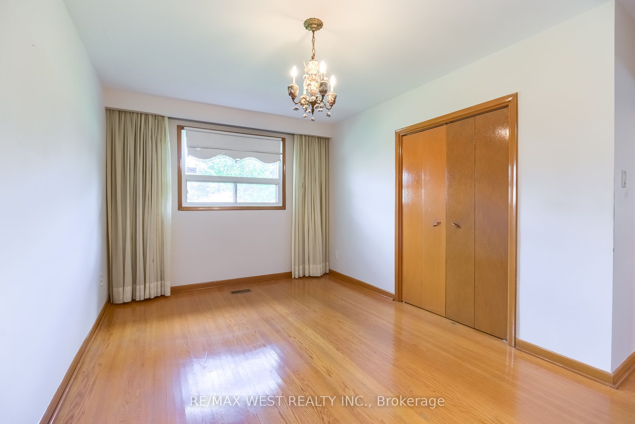 8 Carswell Place Property Photo 6