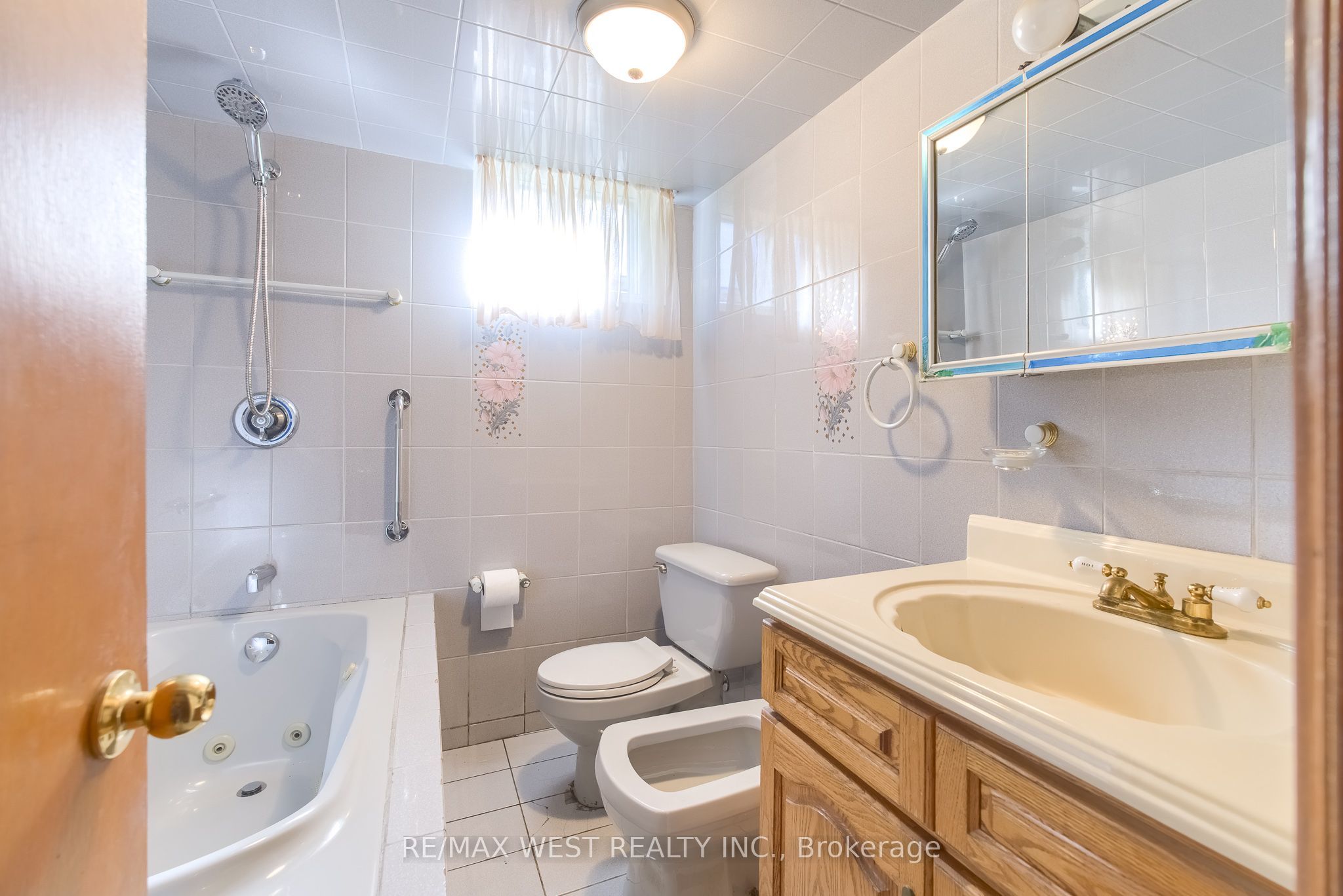 8 Carswell Place Property Photo 12
