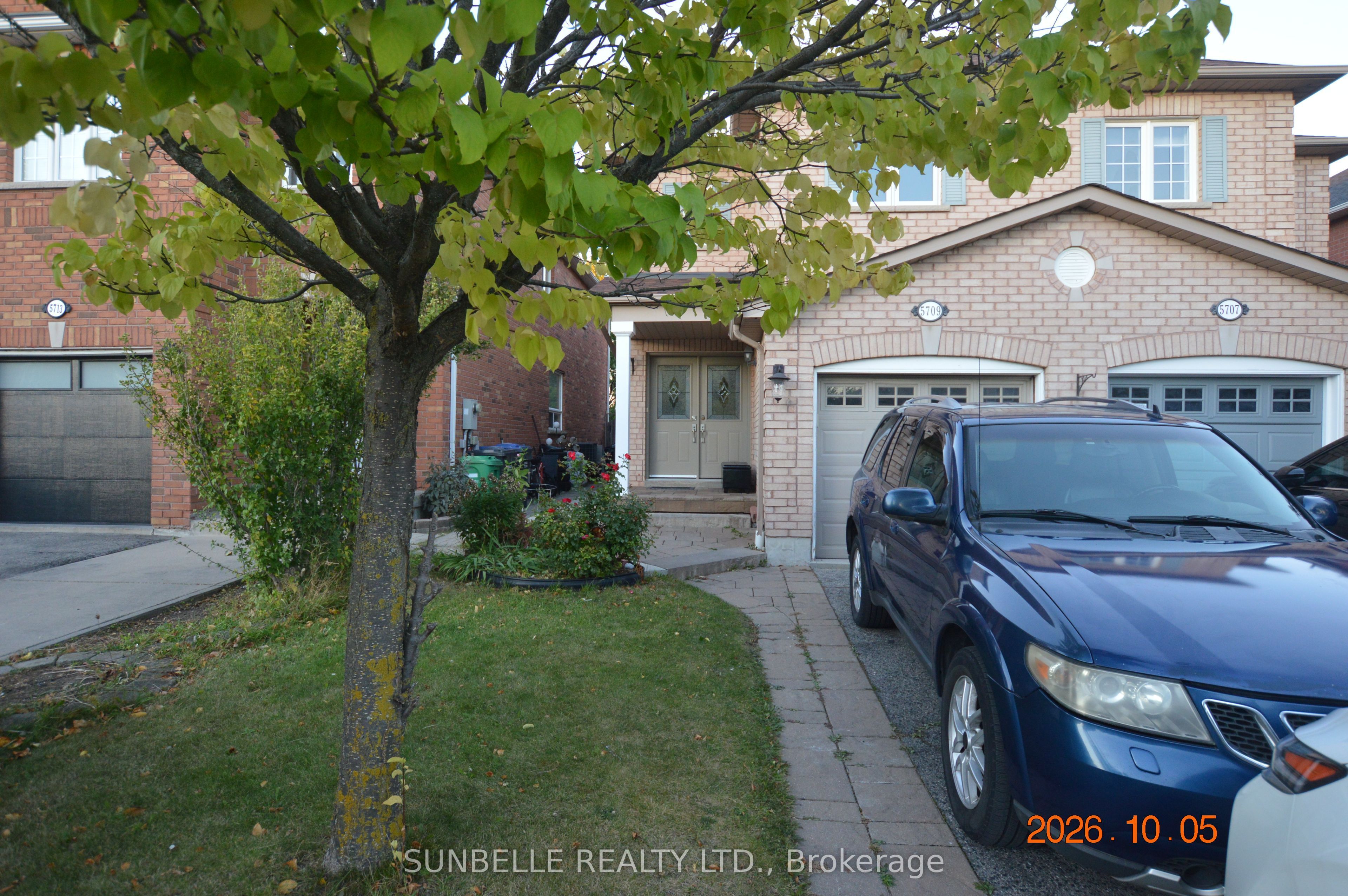 5709 Volpe Avenue Property Photo 1