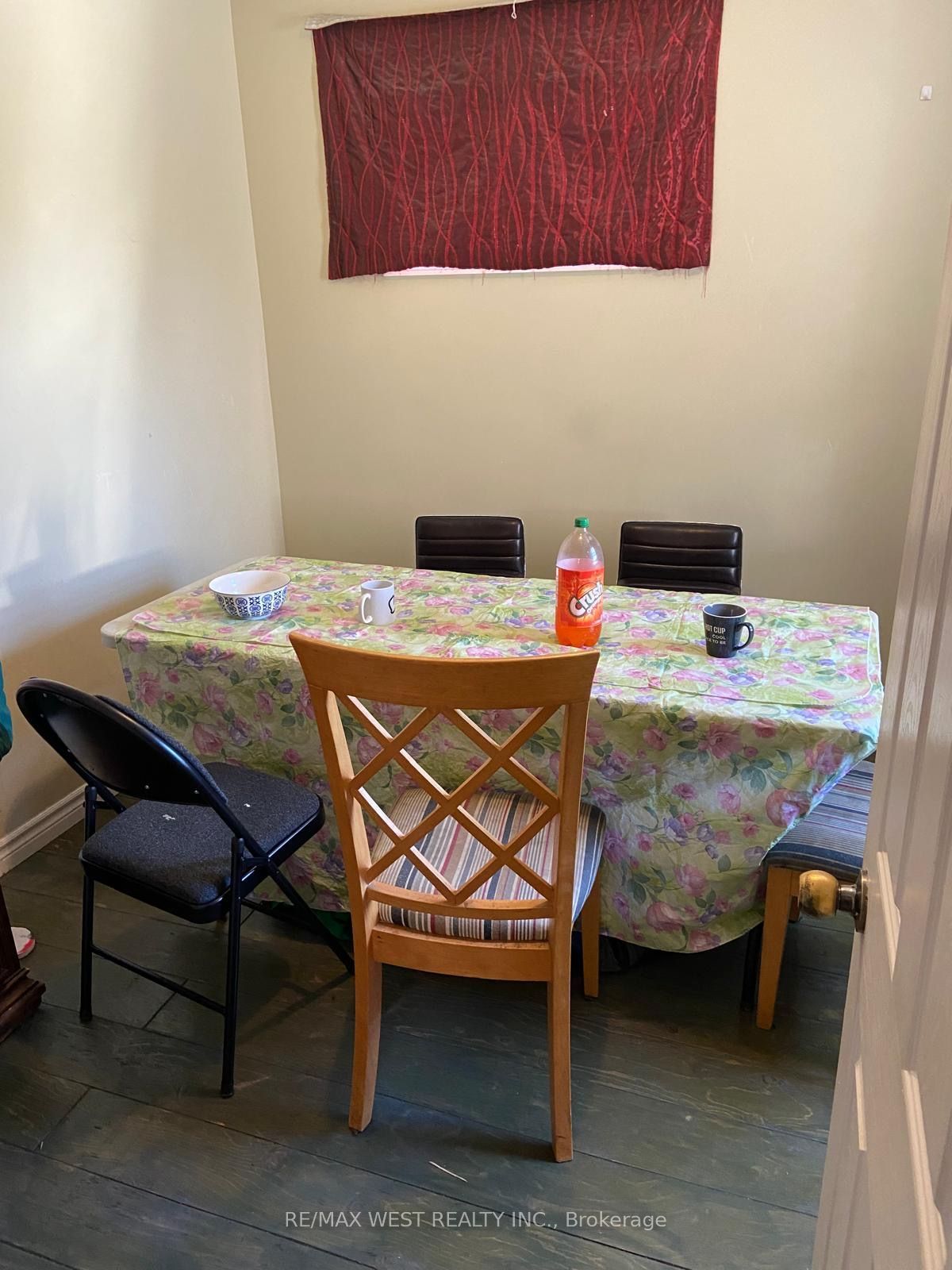 10 Fairbank Avenue Property Photo 8