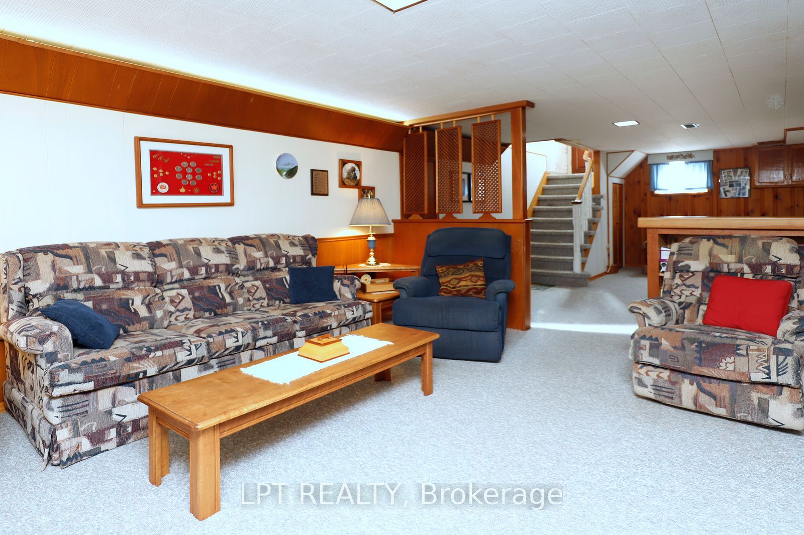 37 Mcgilvray Crescent W Property Photo 30