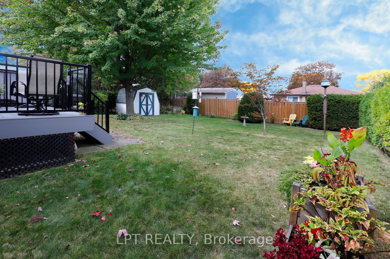 37 Mcgilvray Crescent W Property Photo 37