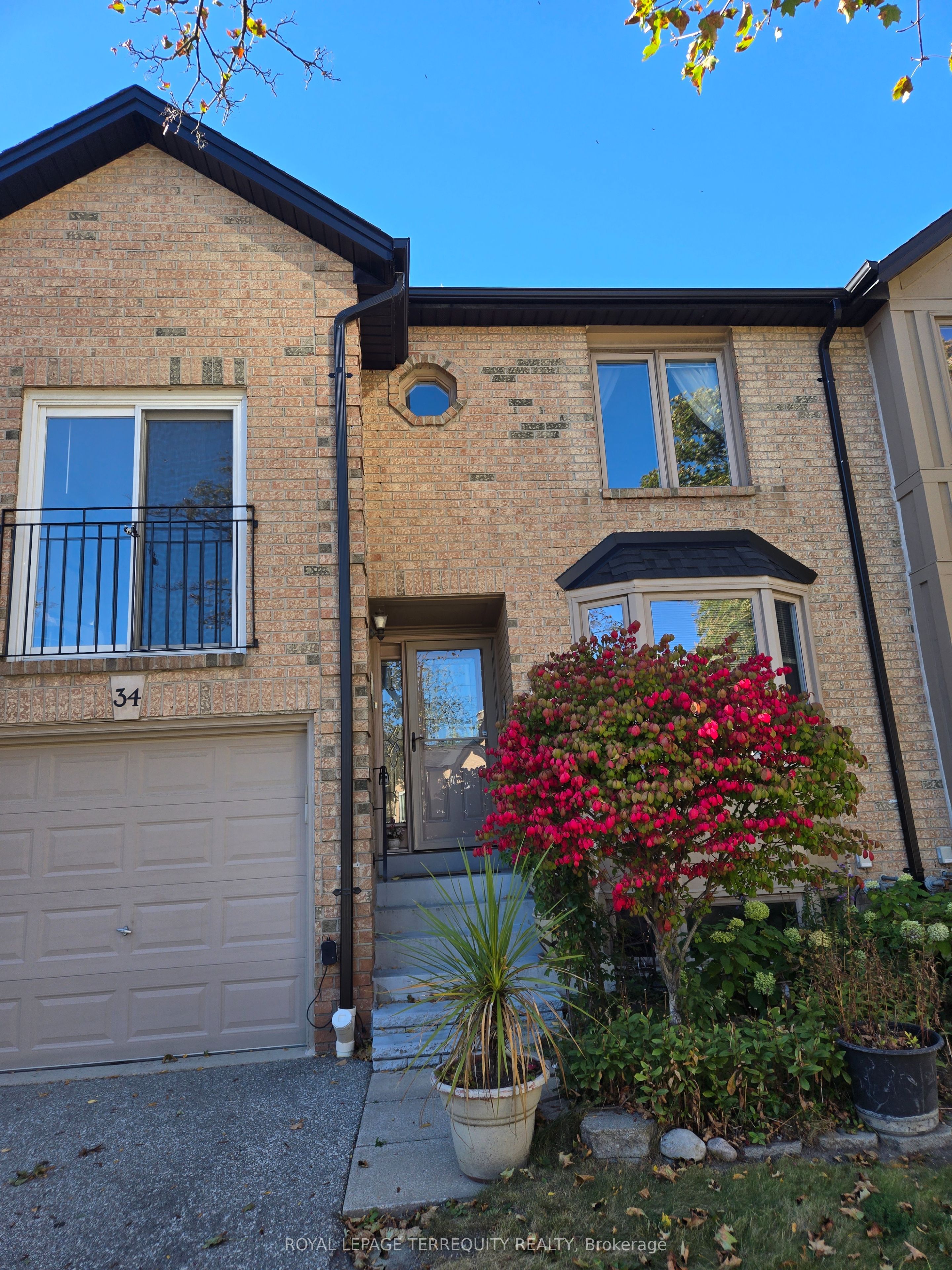 4635 Regents Terrace 34 Property Photo 1