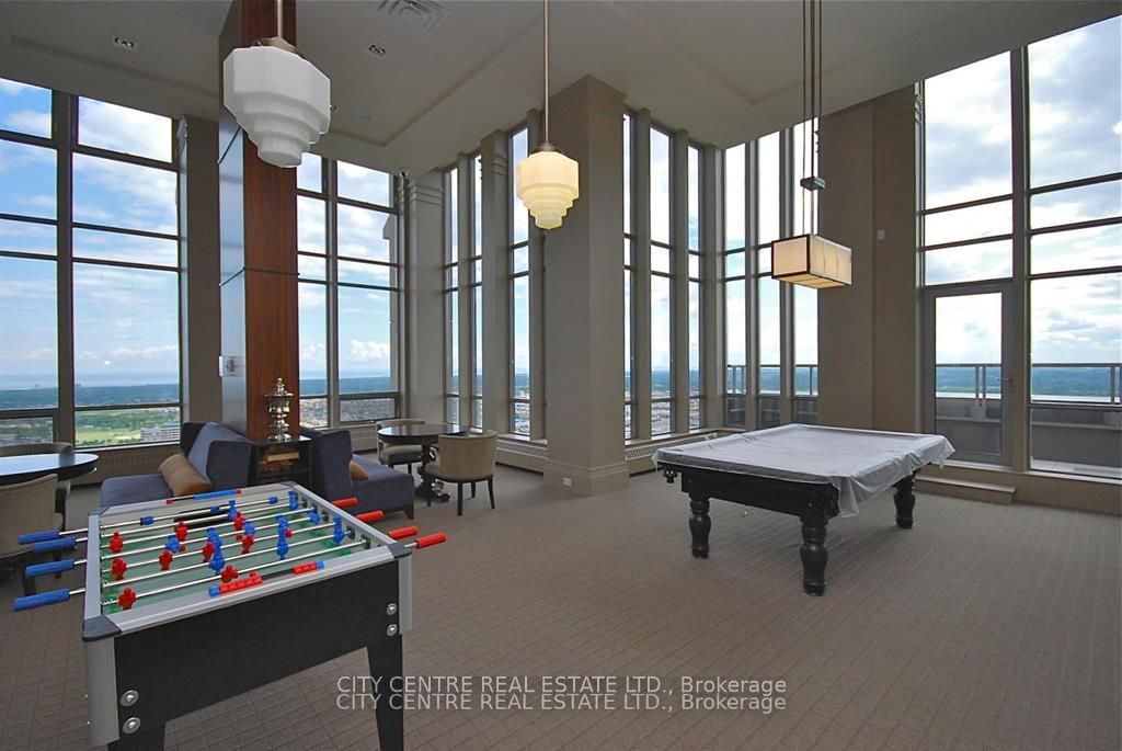 388 Prince Of Wales Drive 709 Property Photo 18