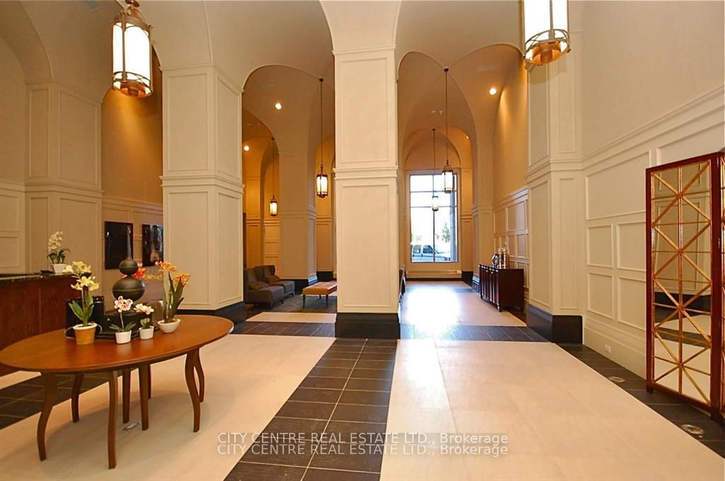 388 Prince Of Wales Drive 709 Property Photo 20