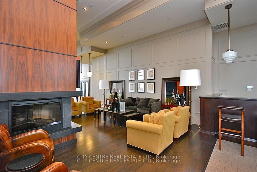 388 Prince Of Wales Drive 709 Property Photo 30
