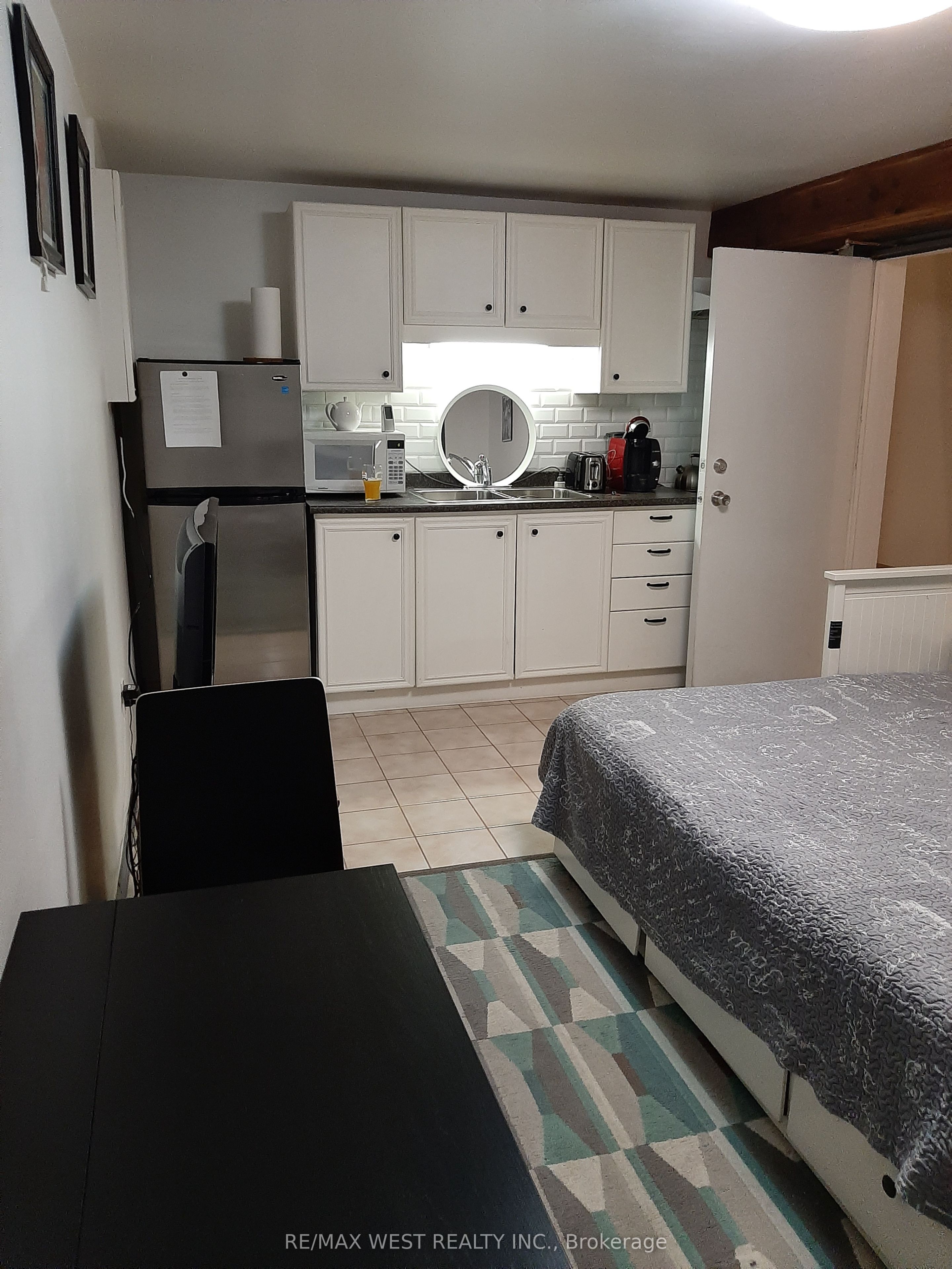 34 Penhurst Avenue B1 Property Photo 3