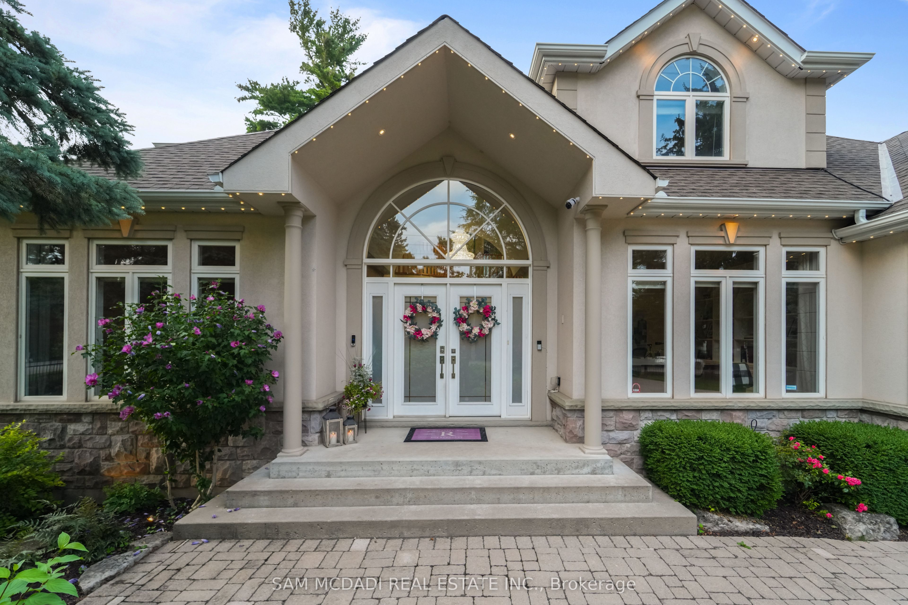 527 Meadow Wood Road Property Photo 3