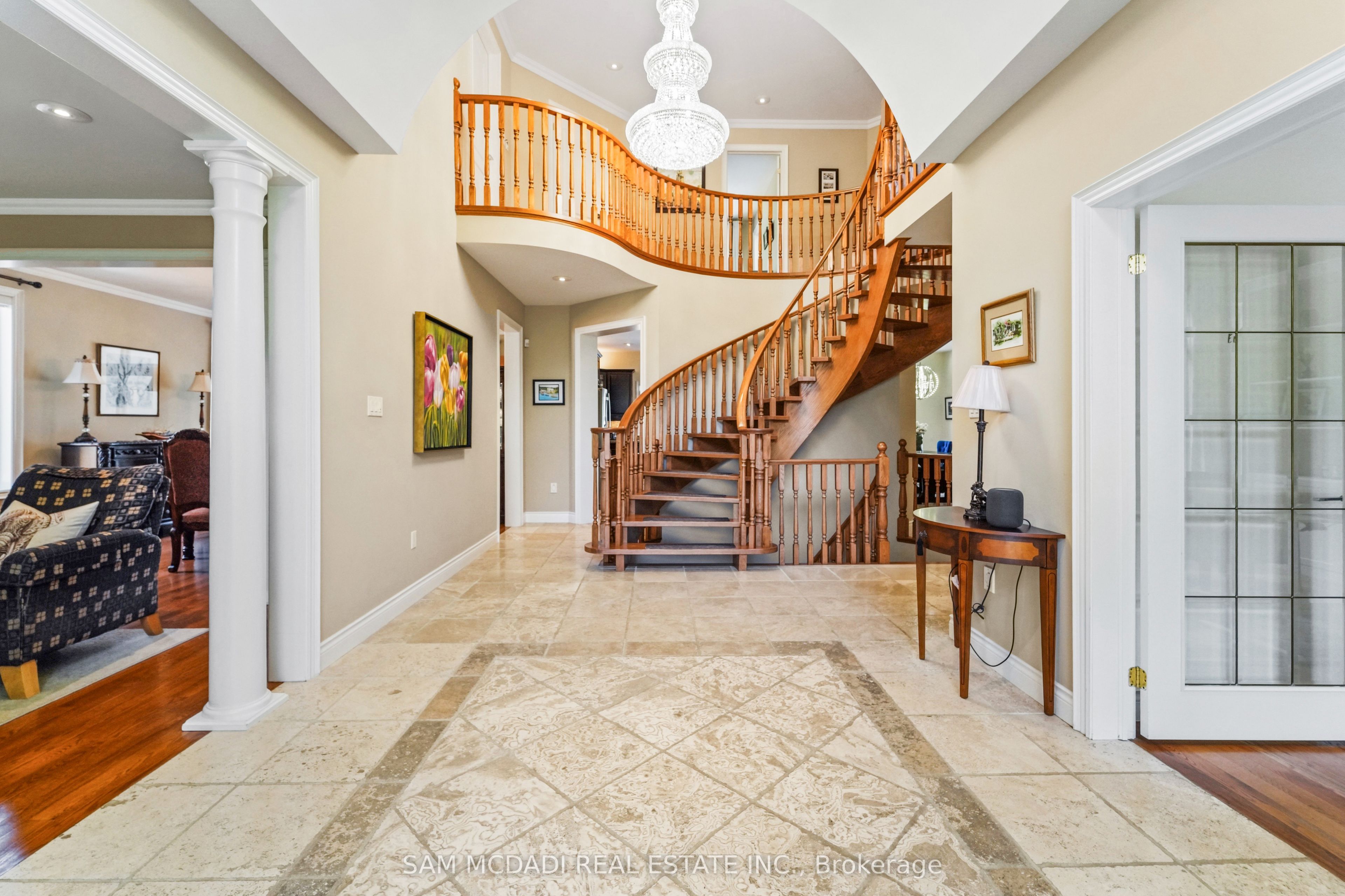 527 Meadow Wood Road Property Photo 4