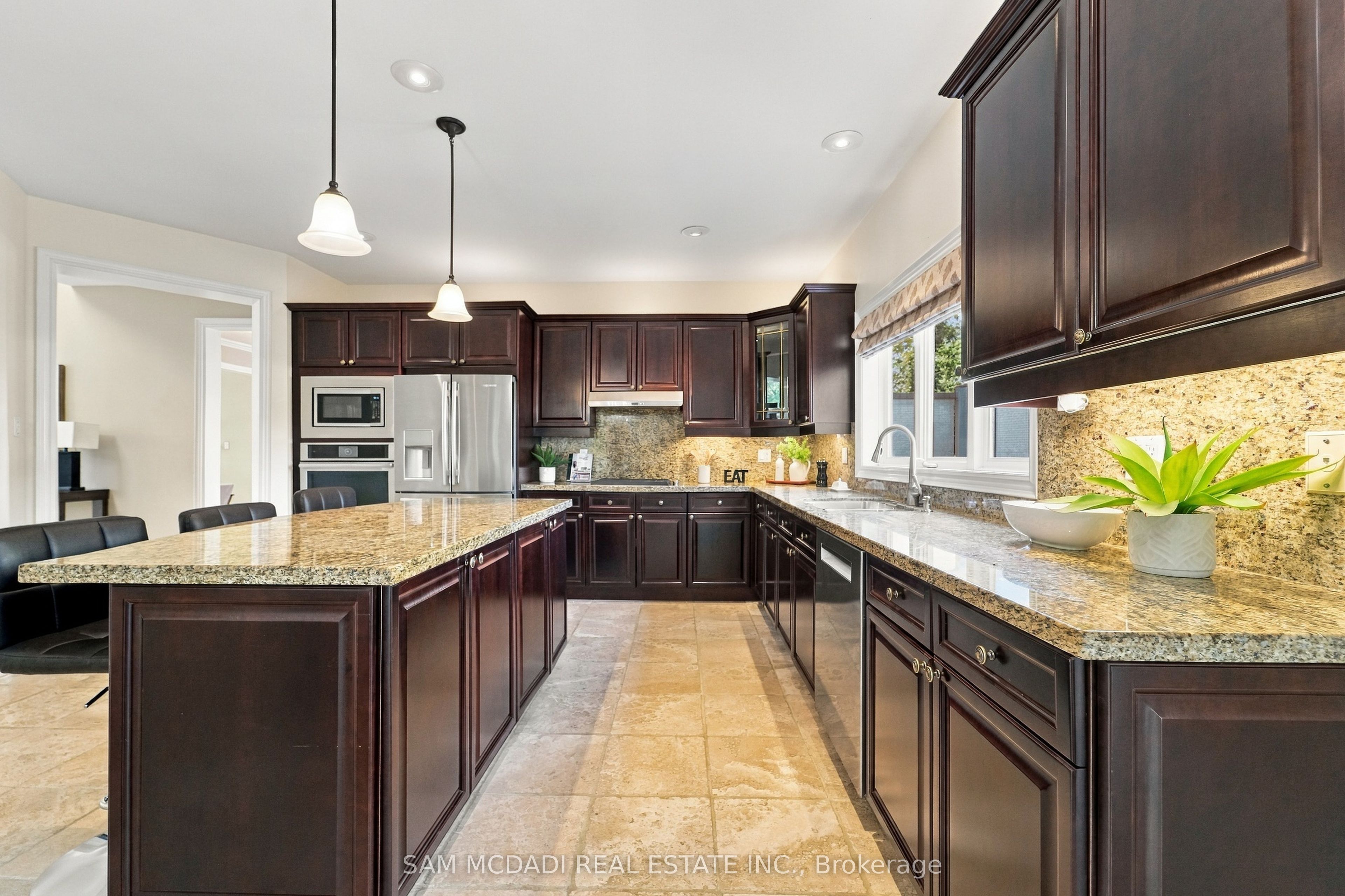 527 Meadow Wood Road Property Photo 10