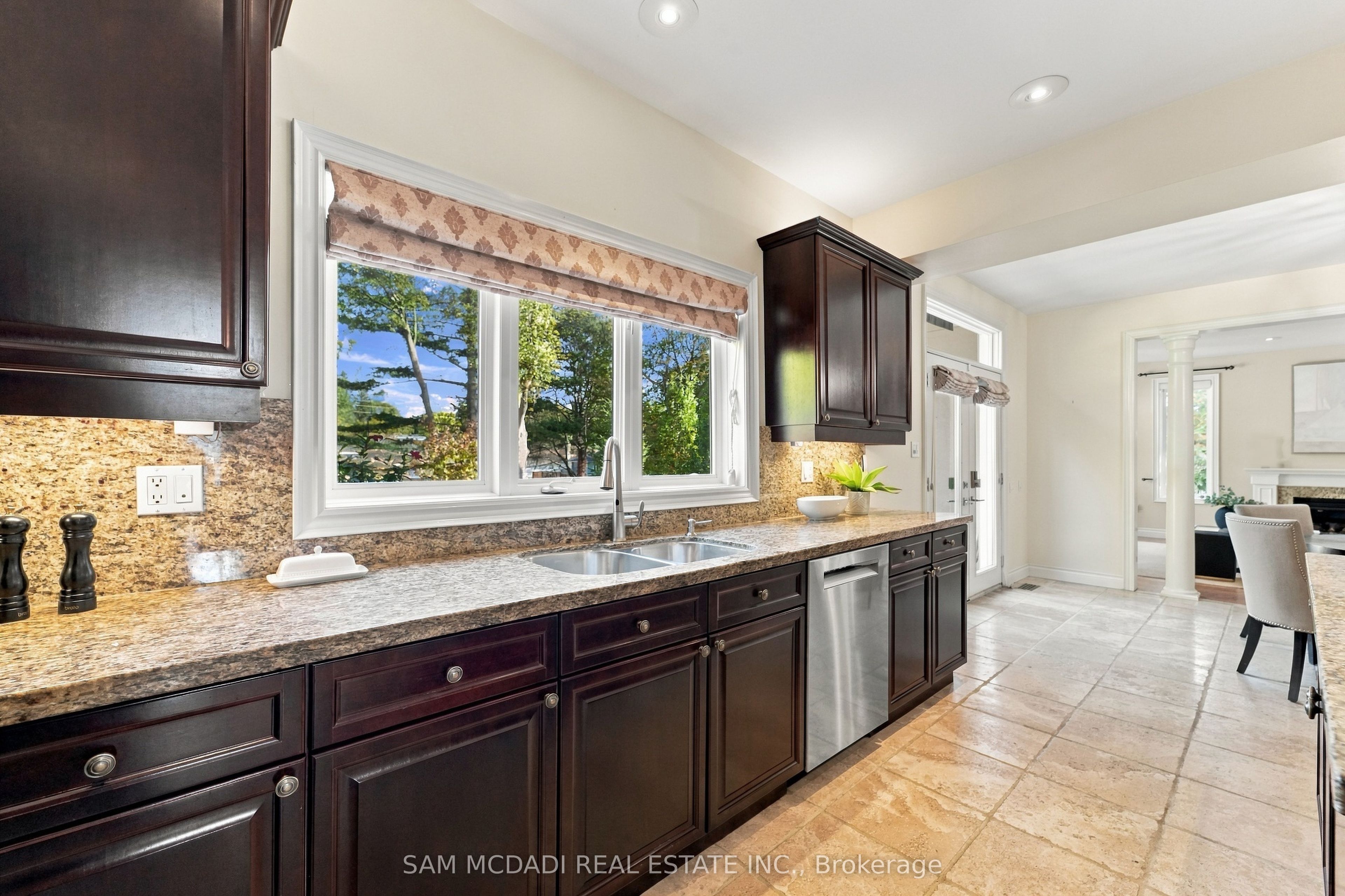 527 Meadow Wood Road Property Photo 11