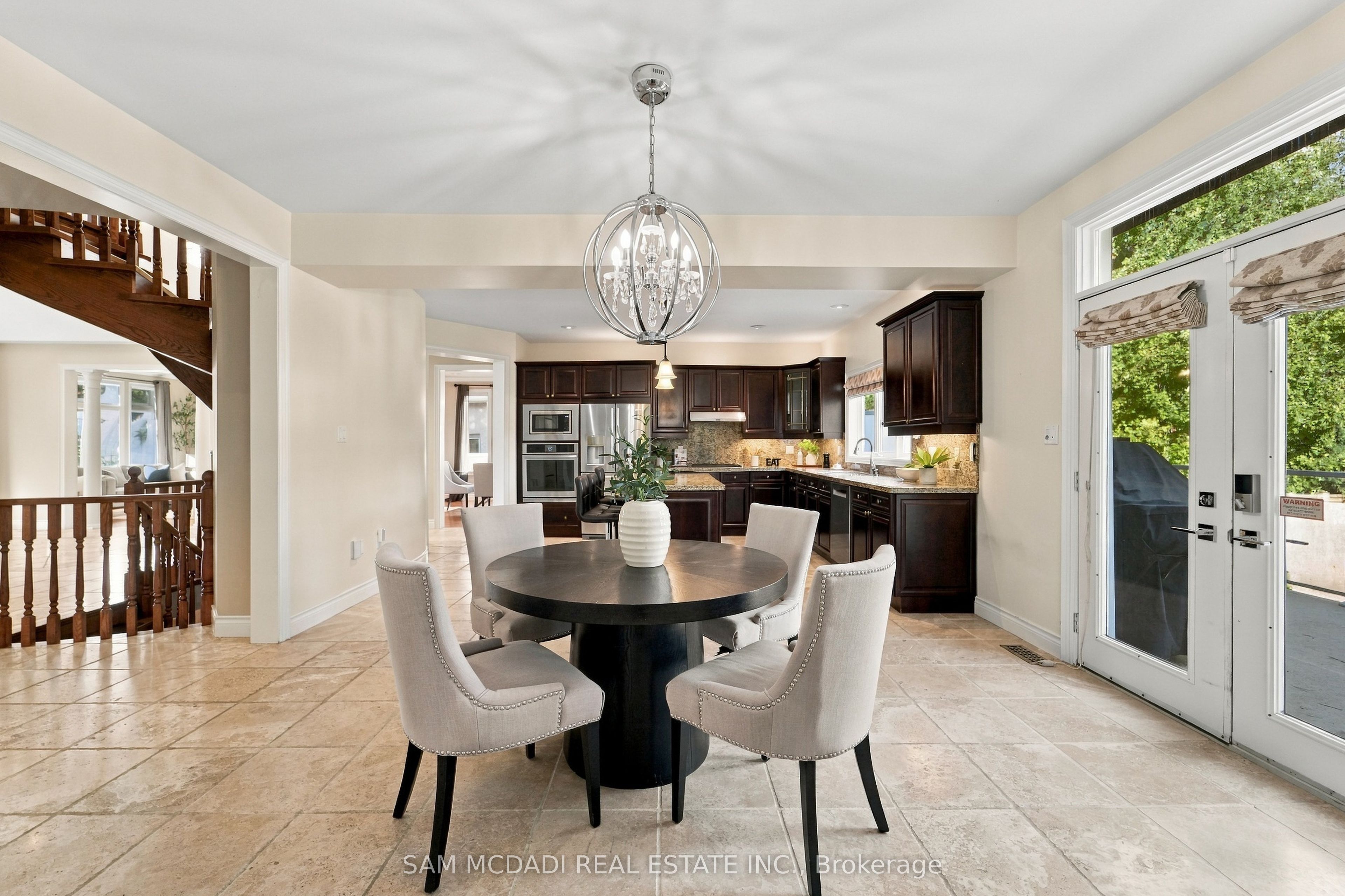527 Meadow Wood Road Property Photo 12