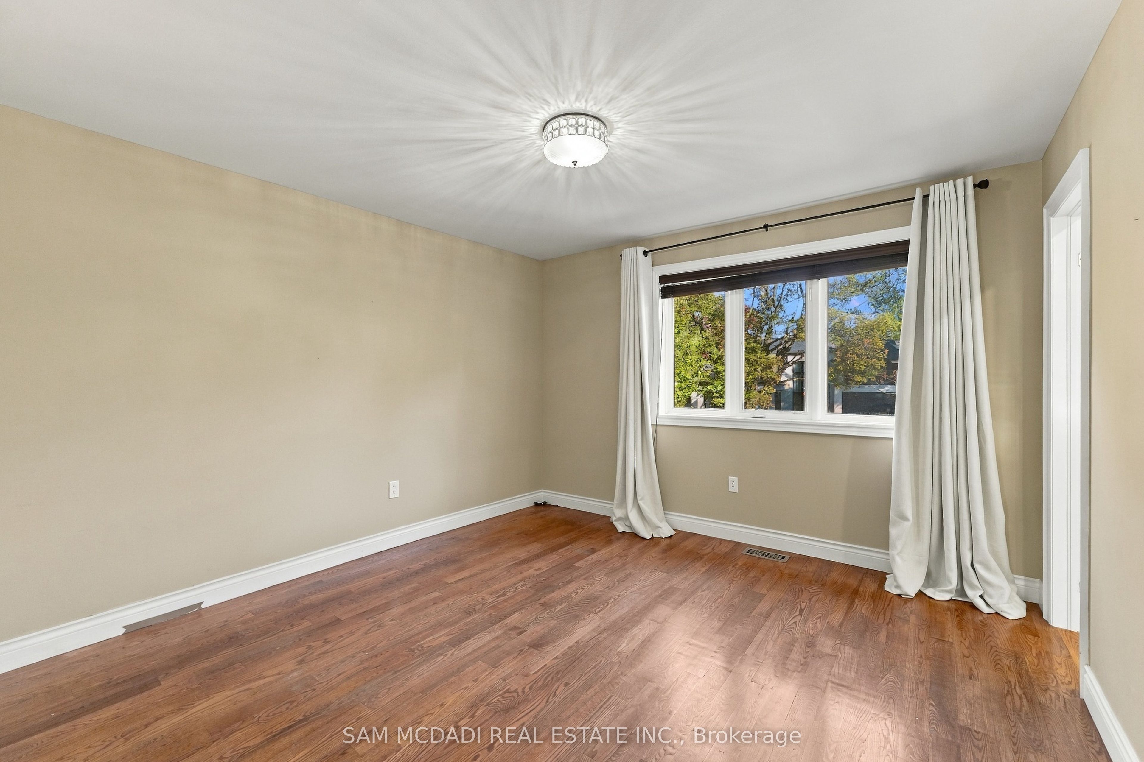 527 Meadow Wood Road Property Photo 26