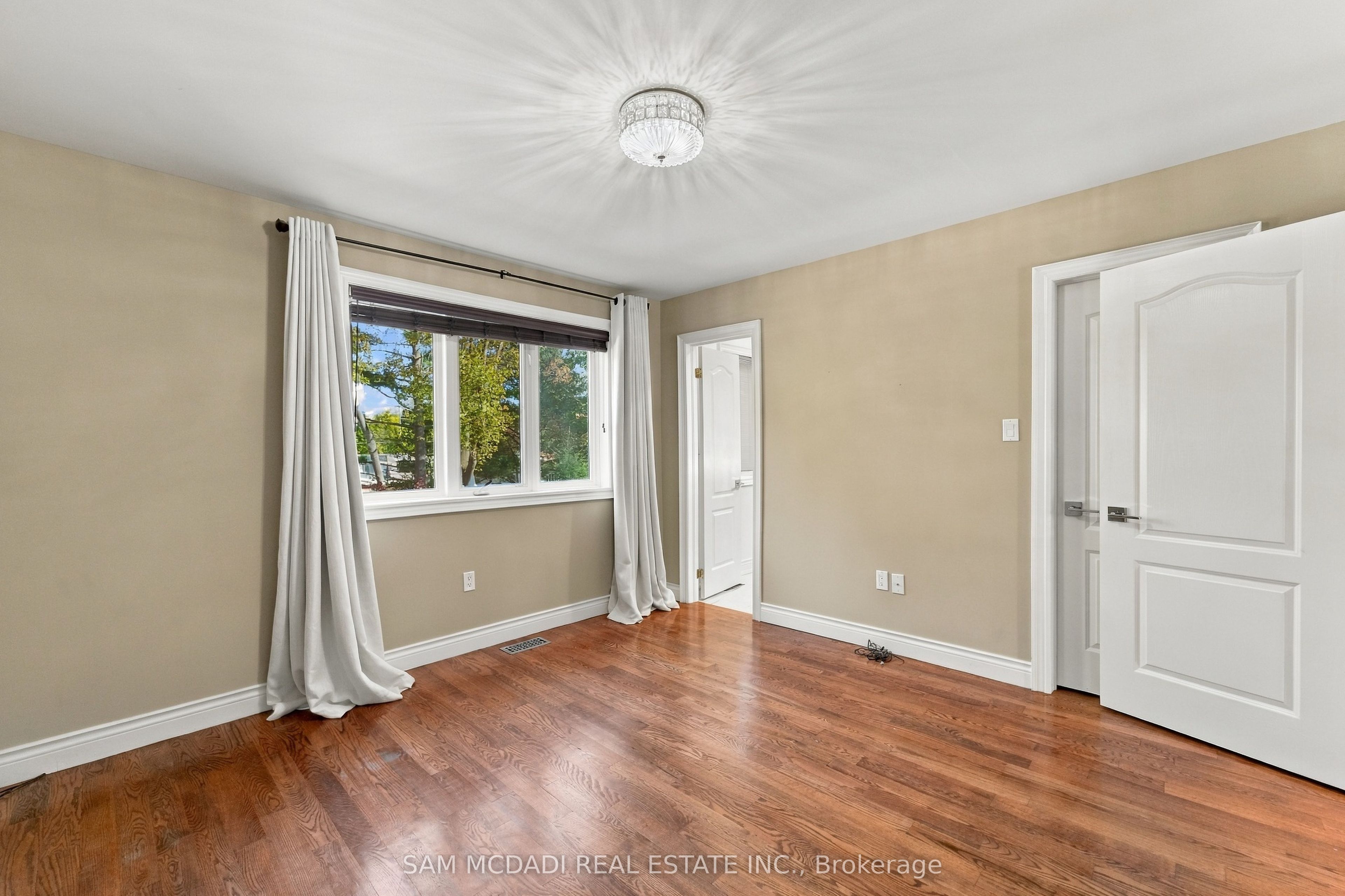 527 Meadow Wood Road Property Photo 27