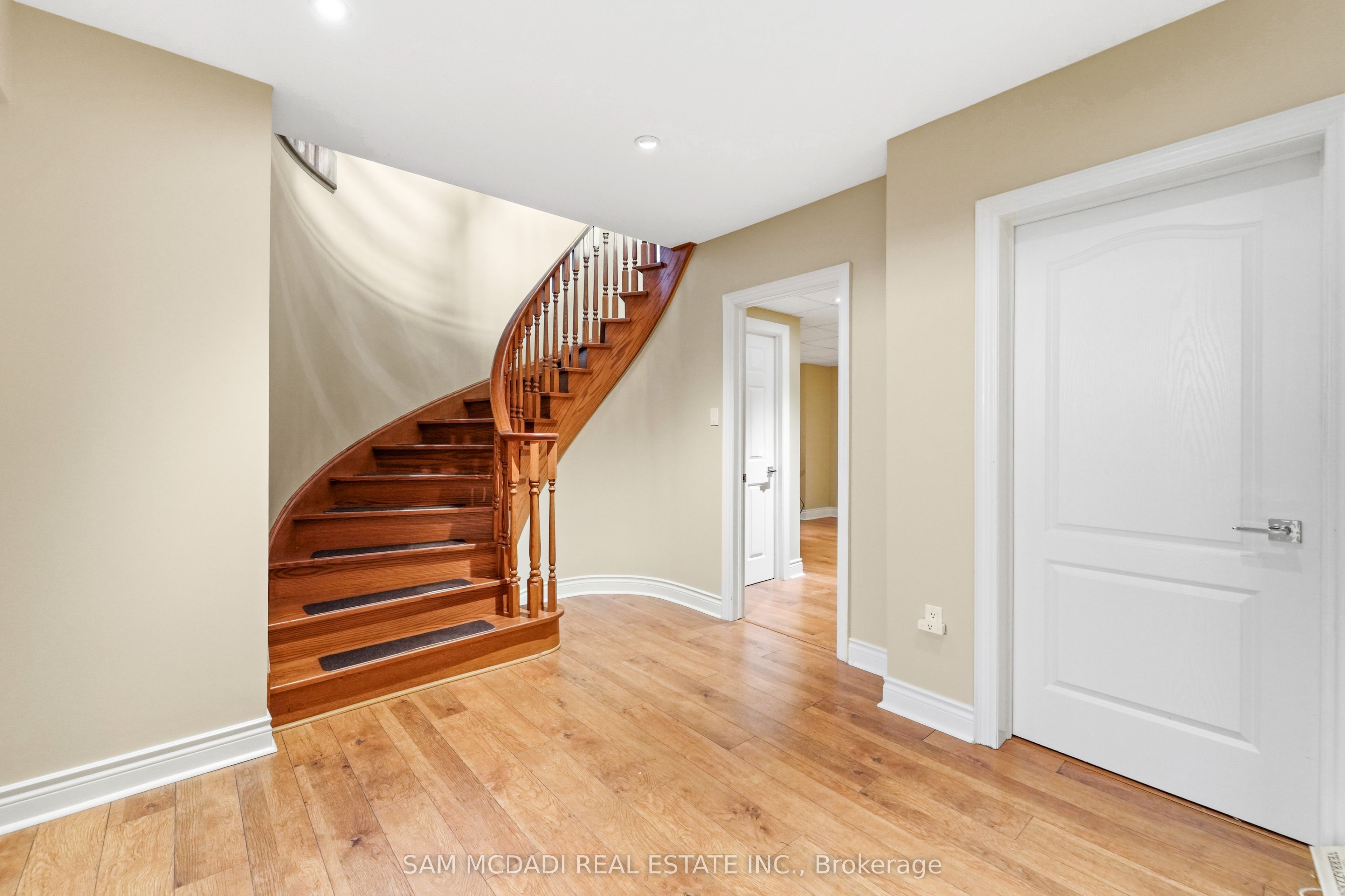 527 Meadow Wood Road Property Photo 31