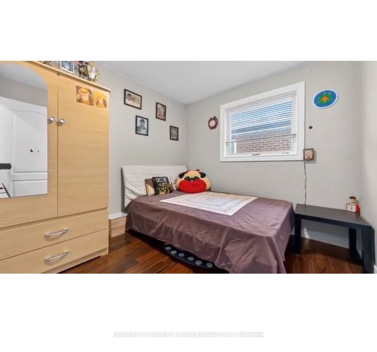 48 English Street Property Photo 8
