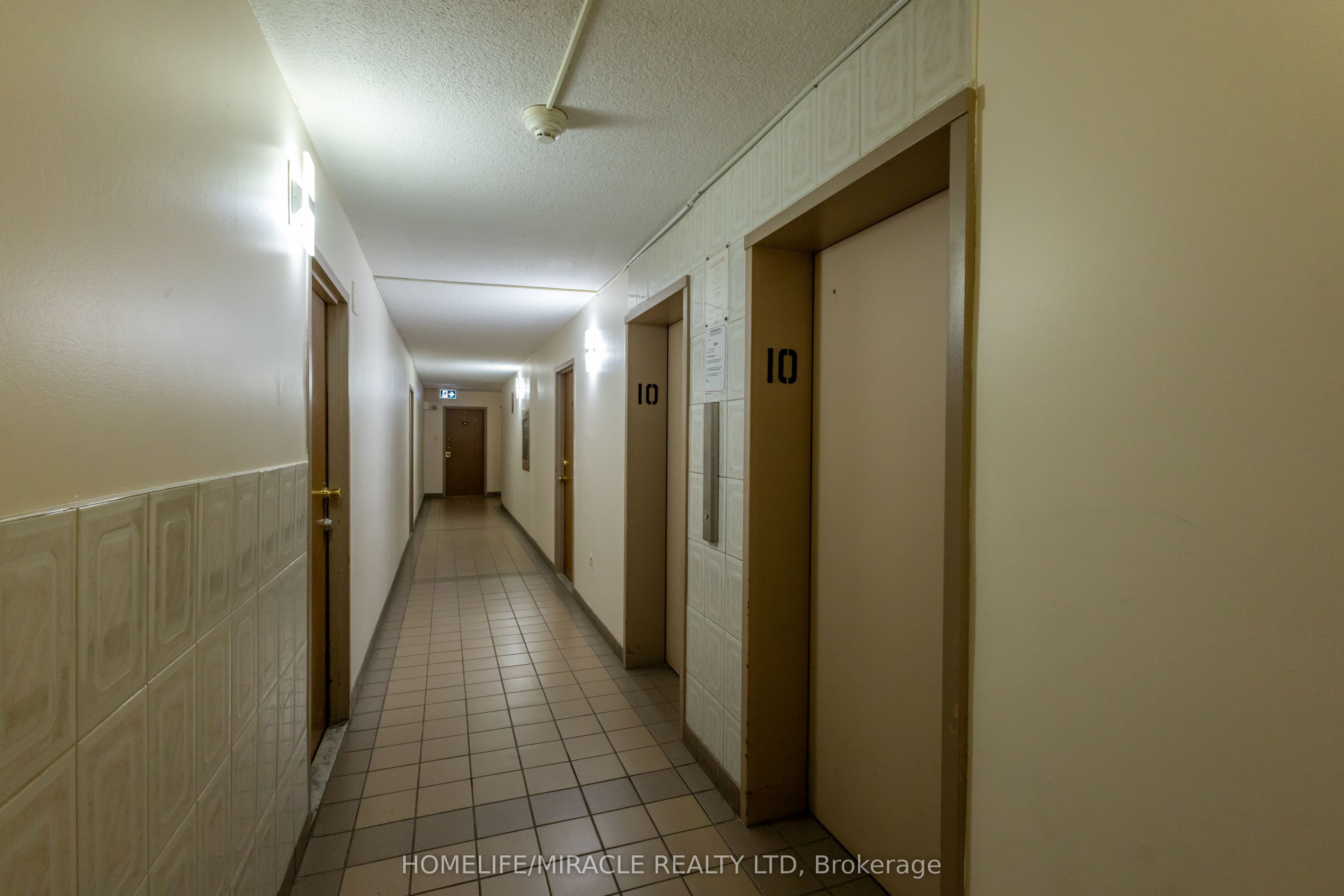 49 Silverstone Drive 1007 Property Photo 12