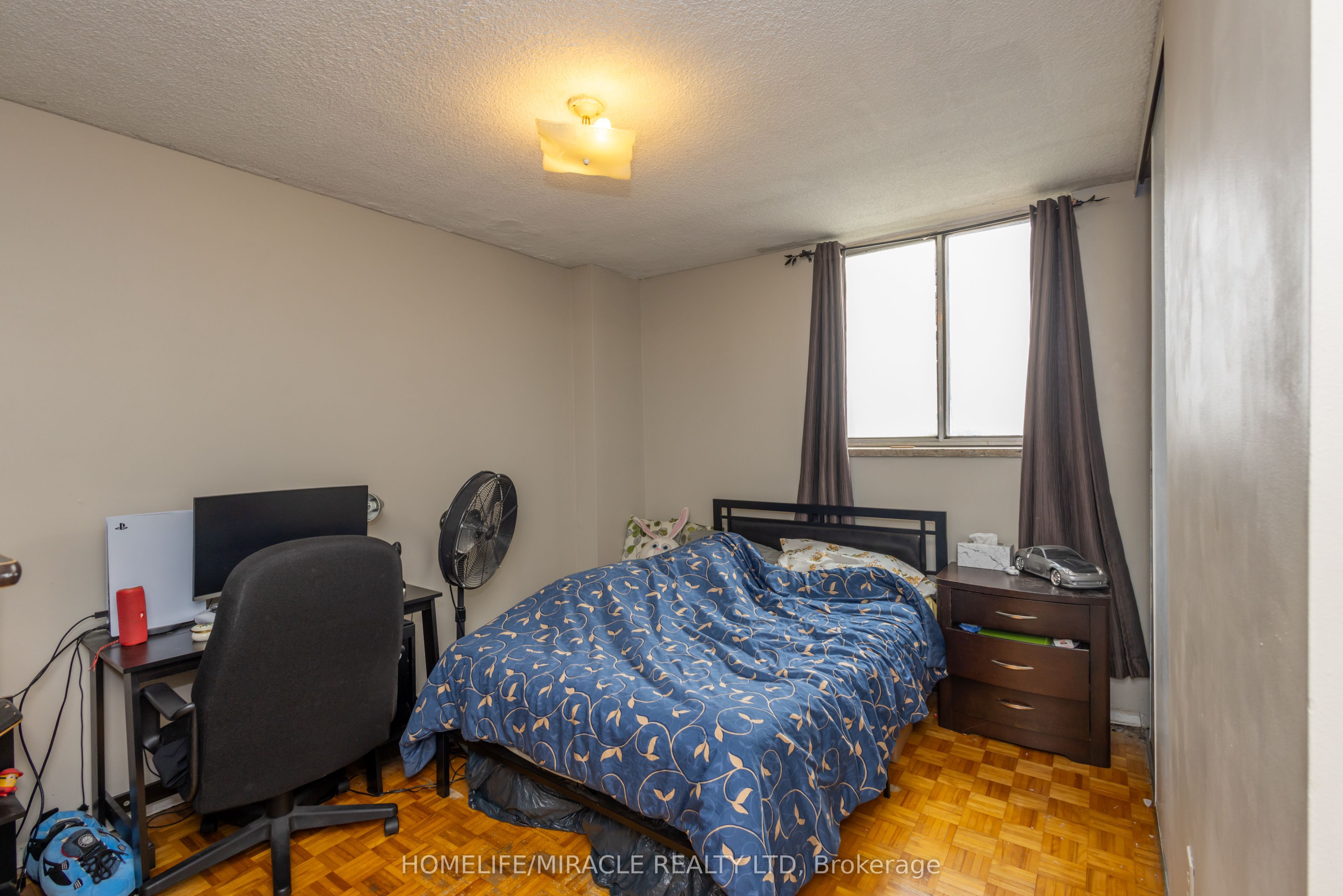 49 Silverstone Drive 1007 Property Photo 27