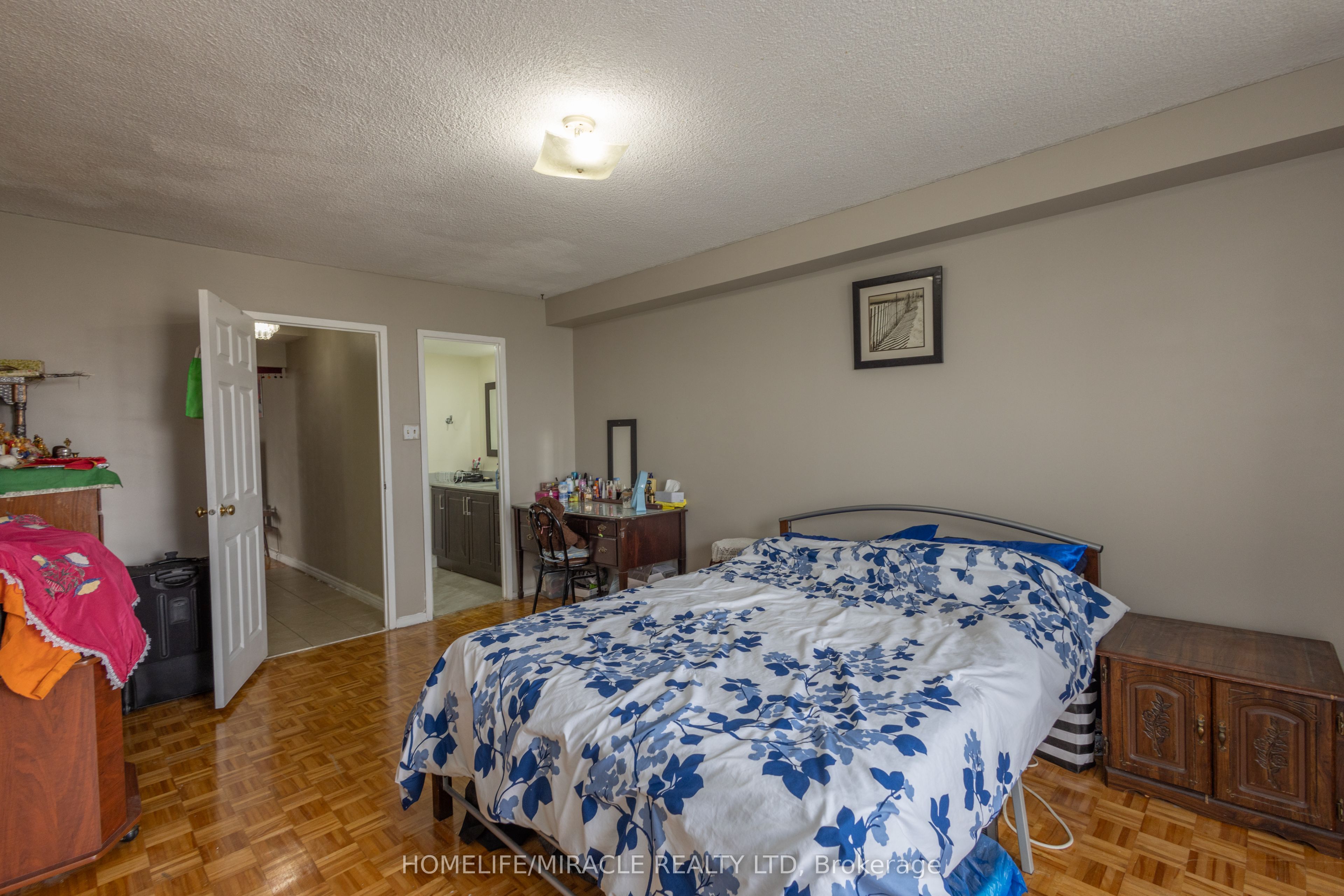 49 Silverstone Drive 1007 Property Photo 34