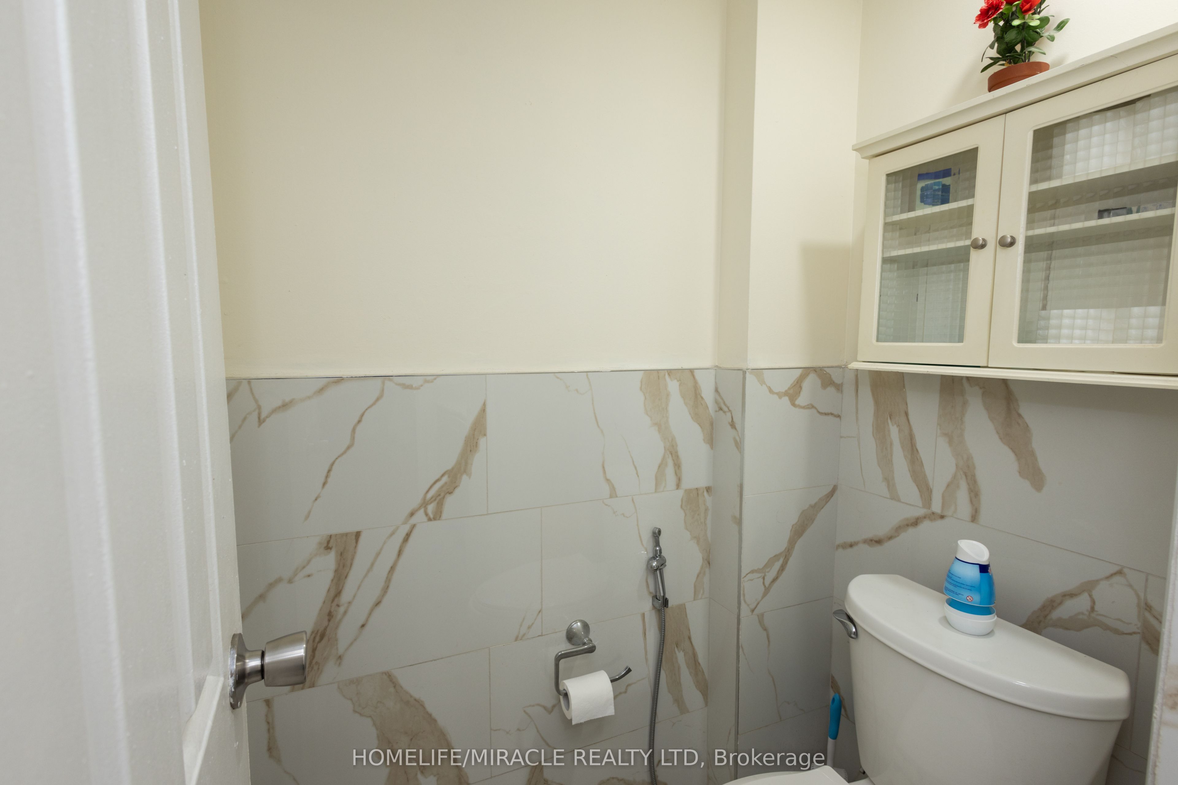 49 Silverstone Drive 1007 Property Photo 43