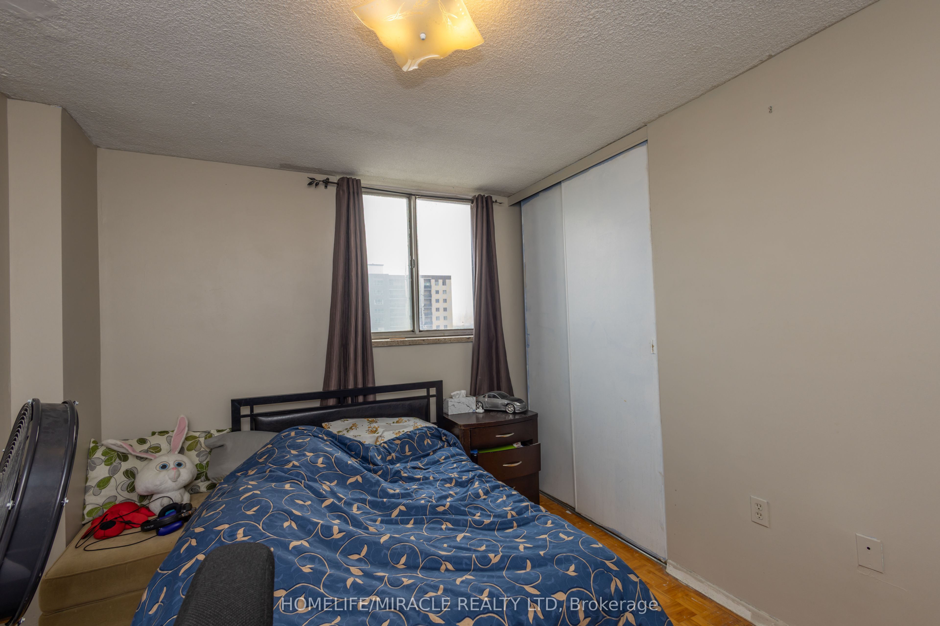49 Silverstone Drive 1007 Property Photo 45