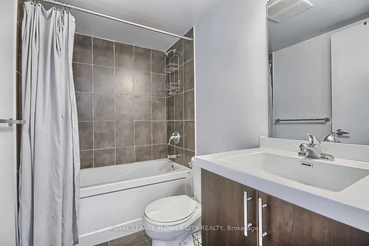 1410 Dupont Street 2002 Property Photo 12