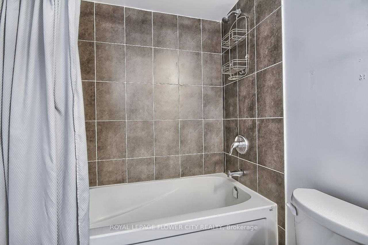 1410 Dupont Street 2002 Property Photo 13