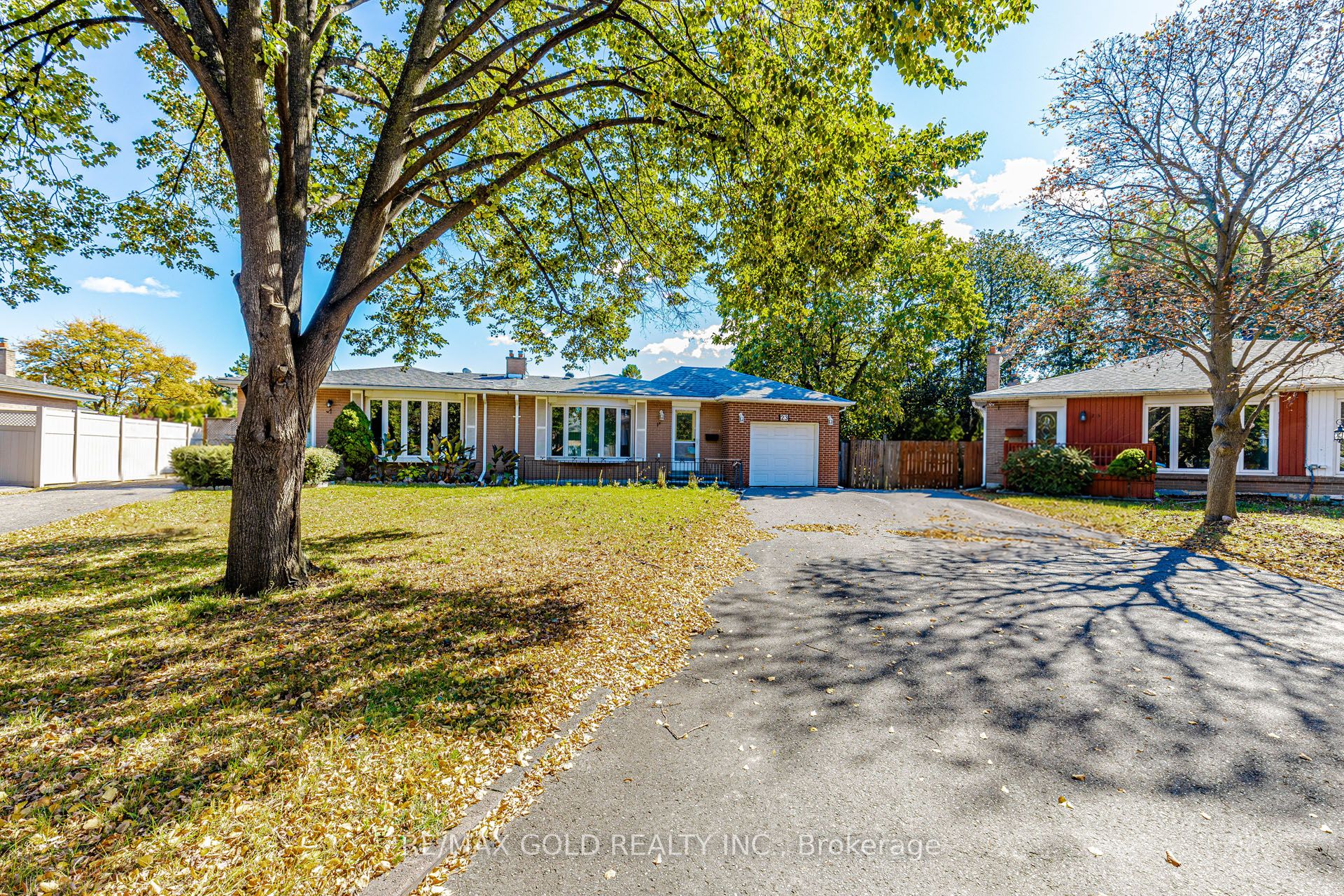 23 Brookdale Crescent Property Photo 1