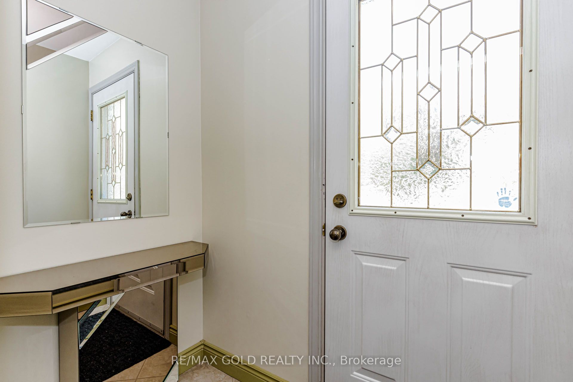 23 Brookdale Crescent Property Photo 6
