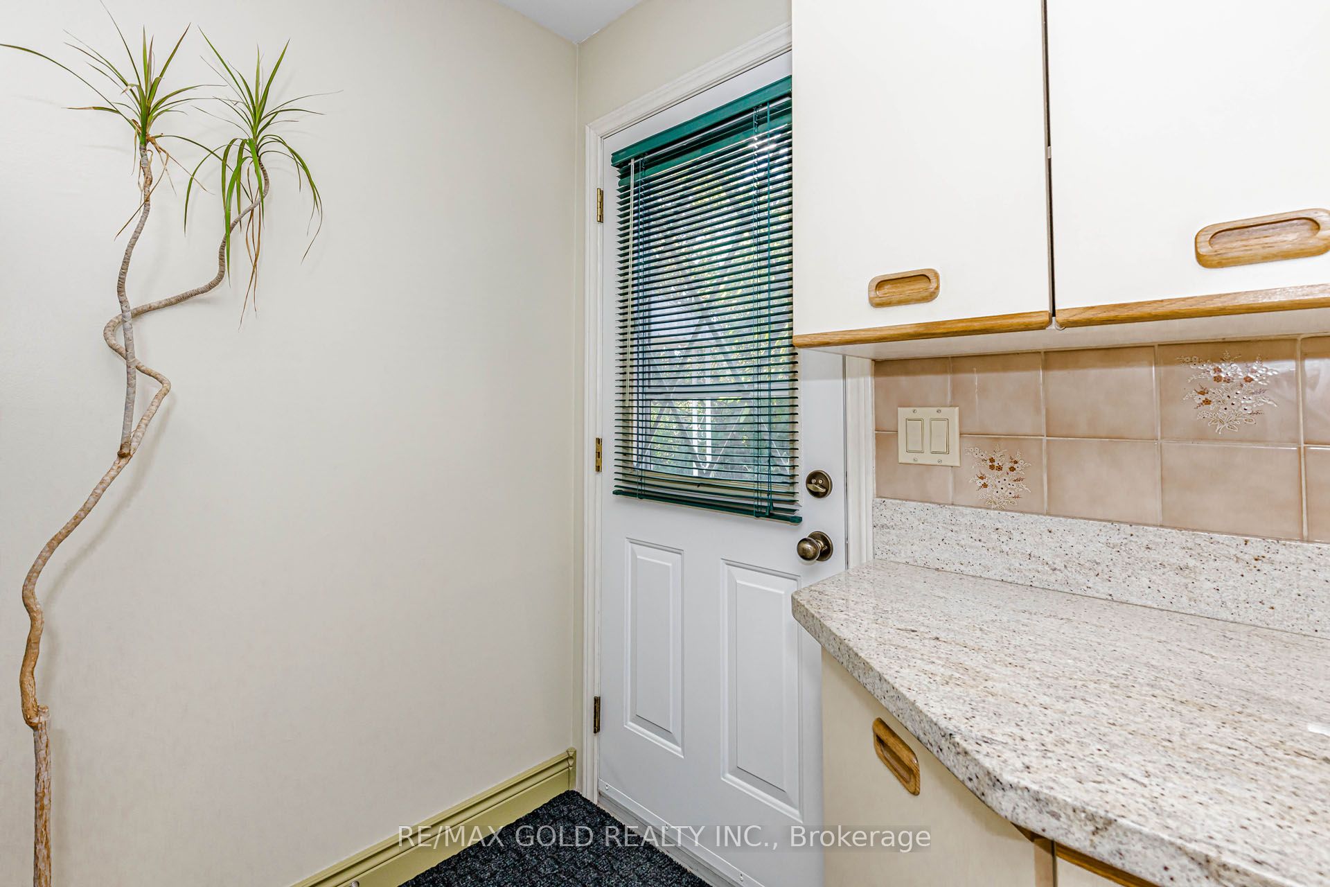 23 Brookdale Crescent Property Photo 15