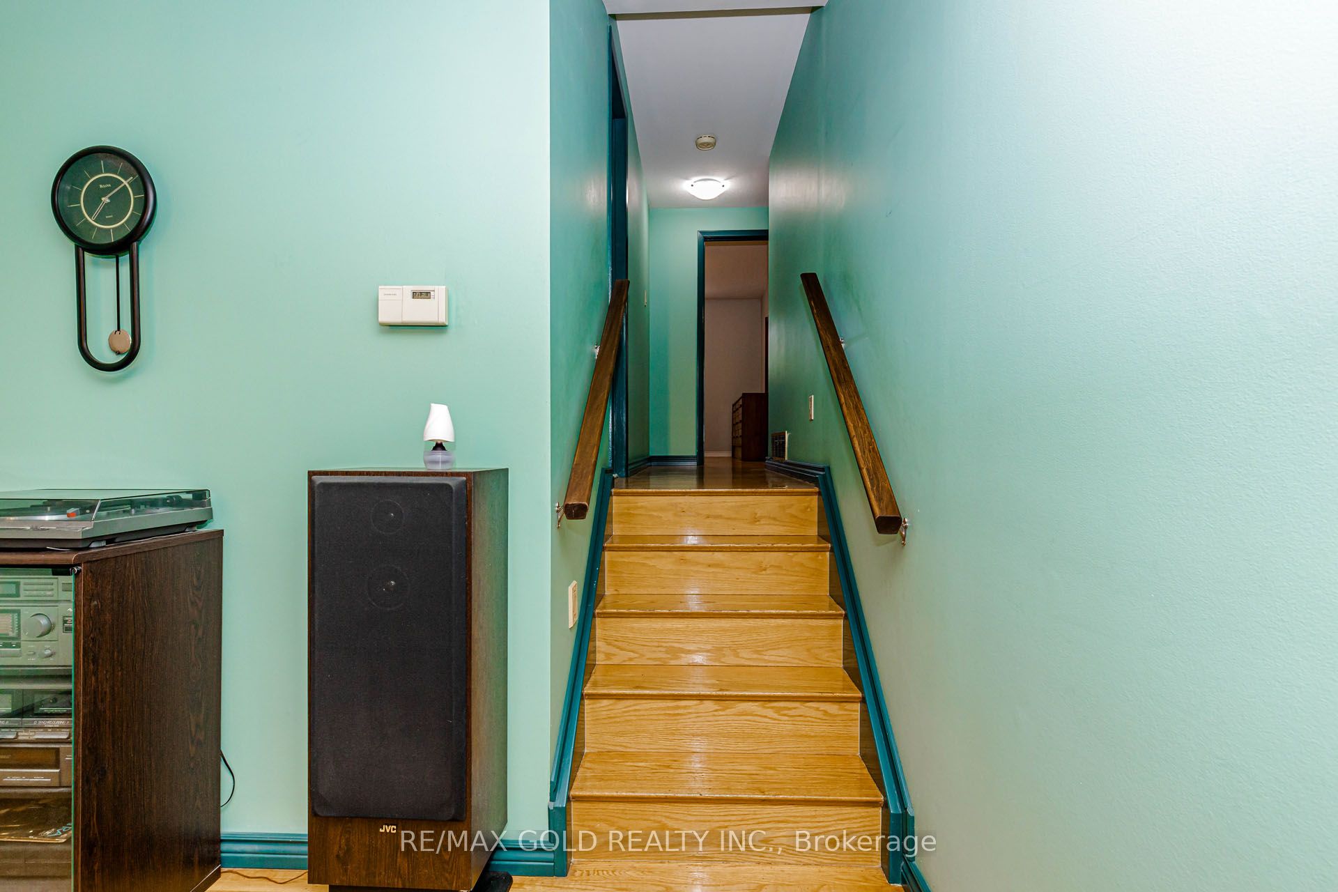 23 Brookdale Crescent Property Photo 23