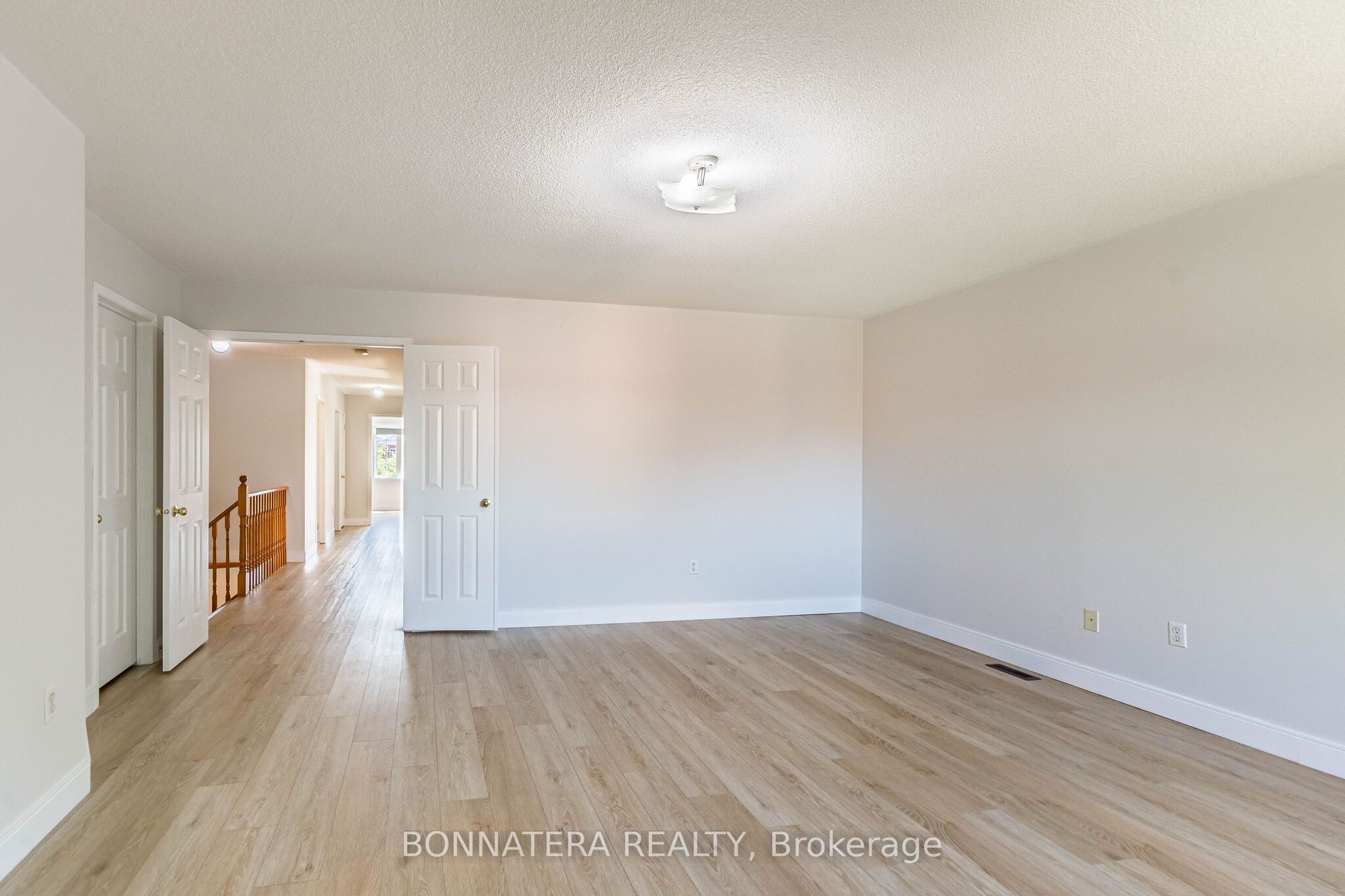 4297 Guildwood Way Property Photo 36
