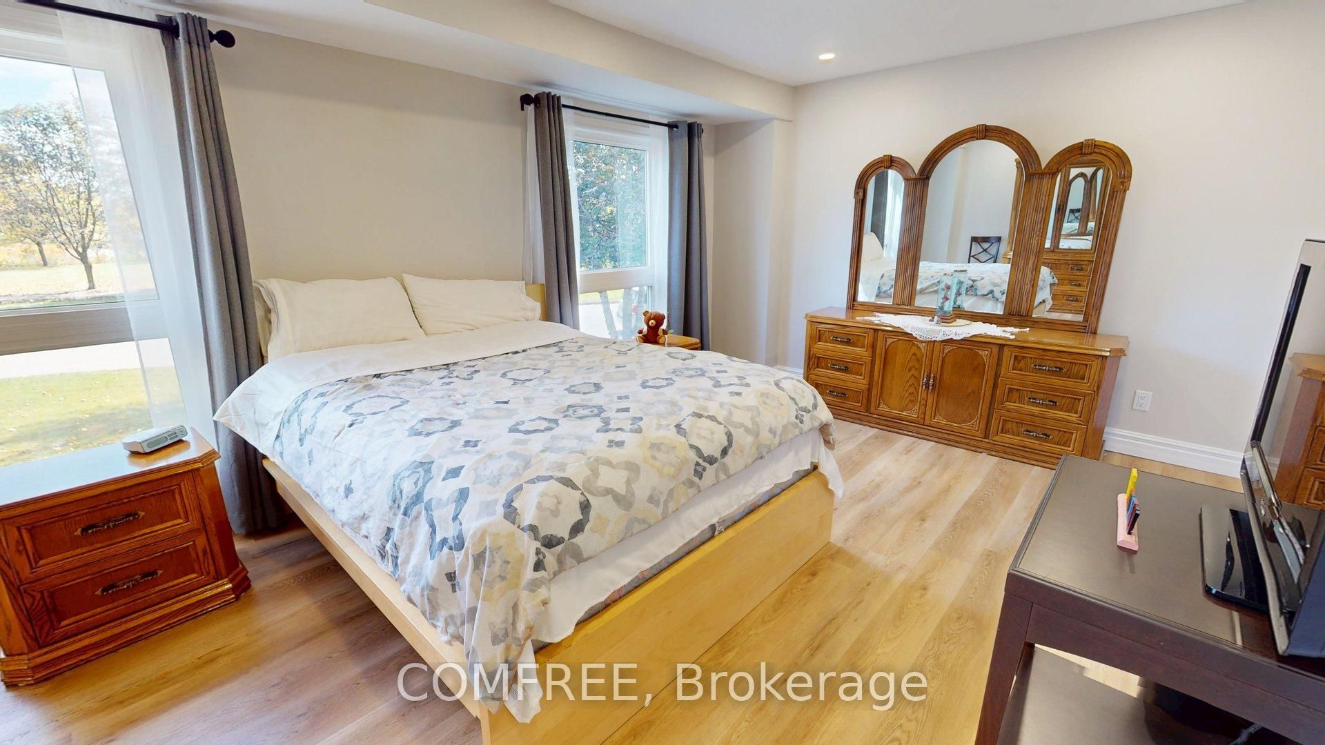 73 Elizabeth Drive Property Photo 11