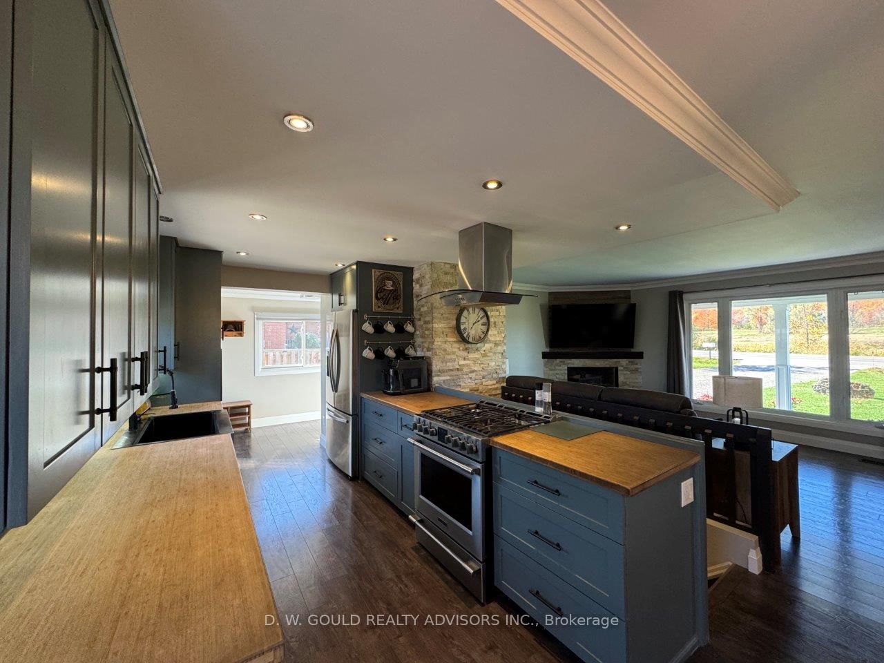 12656 22 Side Road Property Photo 24