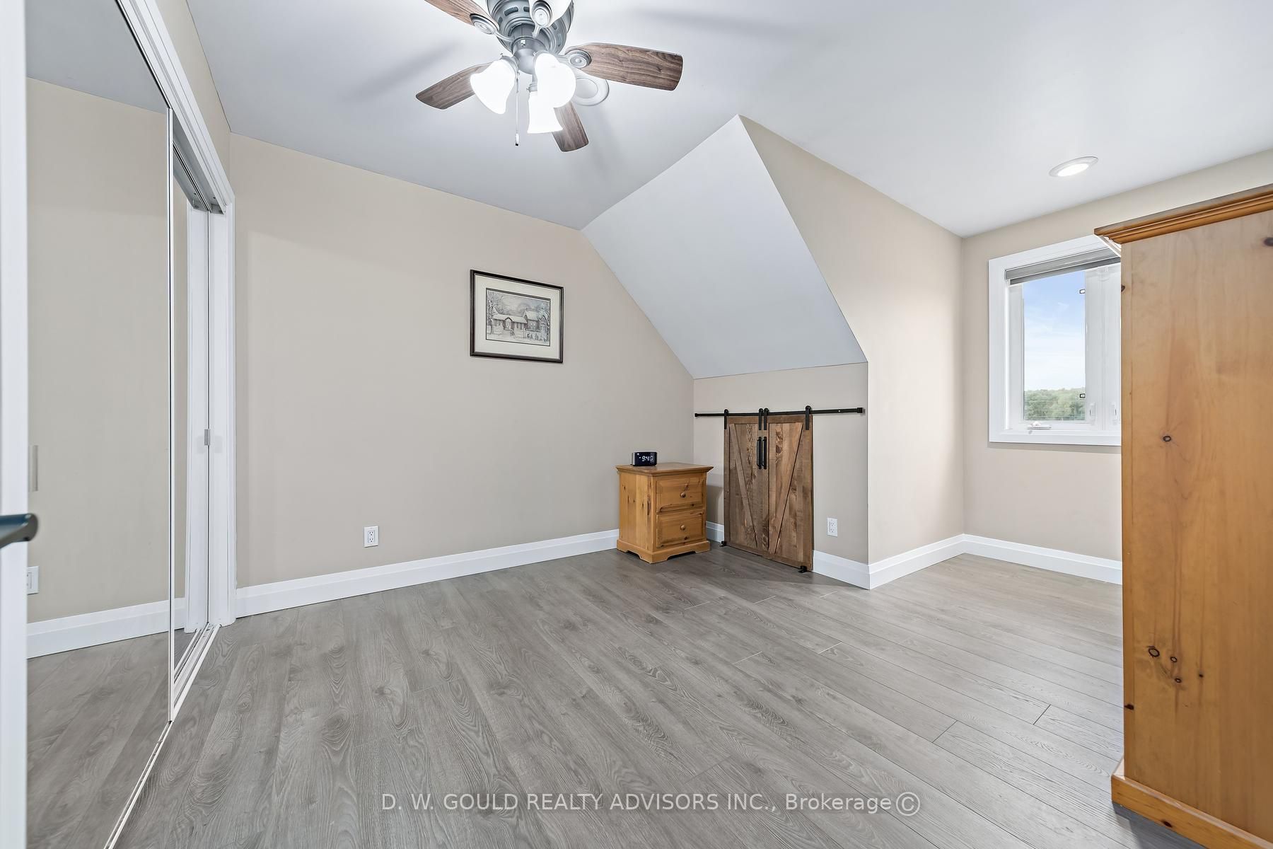 12656 22 Side Road Property Photo 35