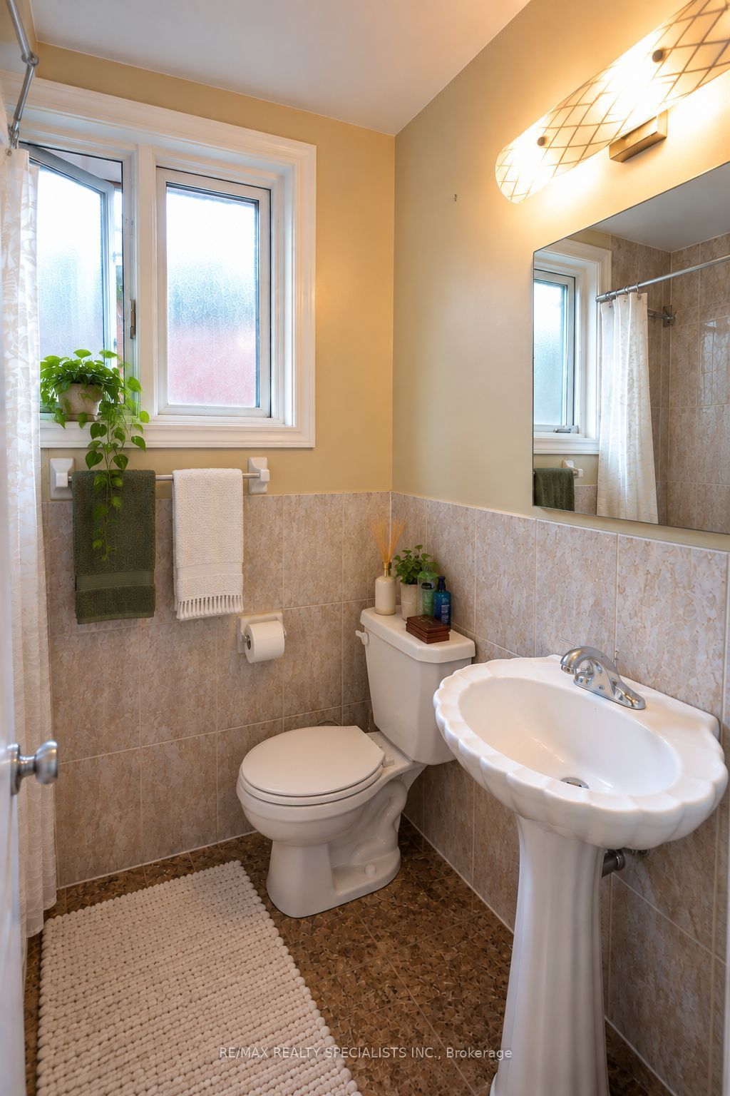 163 Morrison Avenue 3 Property Photo 4