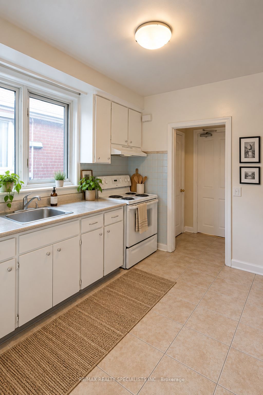 163 Morrison Avenue 3 Property Photo 6