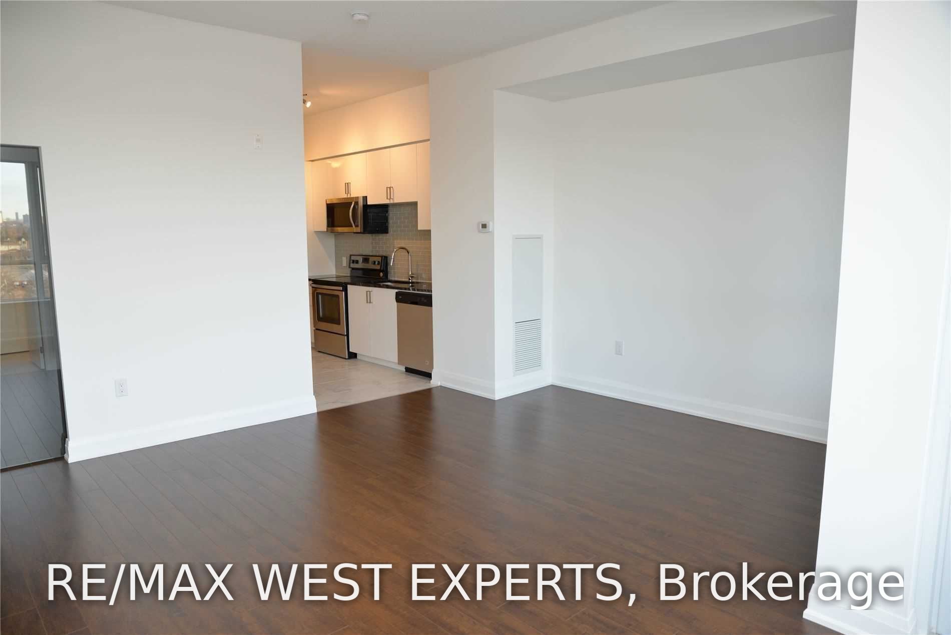 2800 Keele Street 626 Property Photo 5