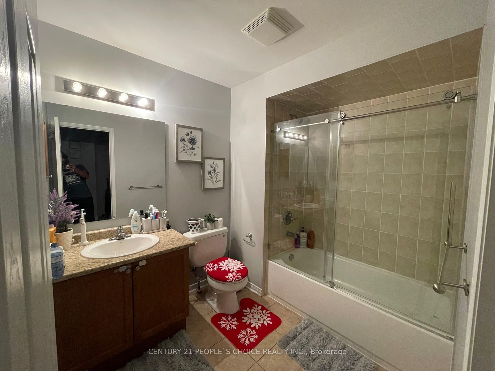 98 Niagara Trail Property Photo 11