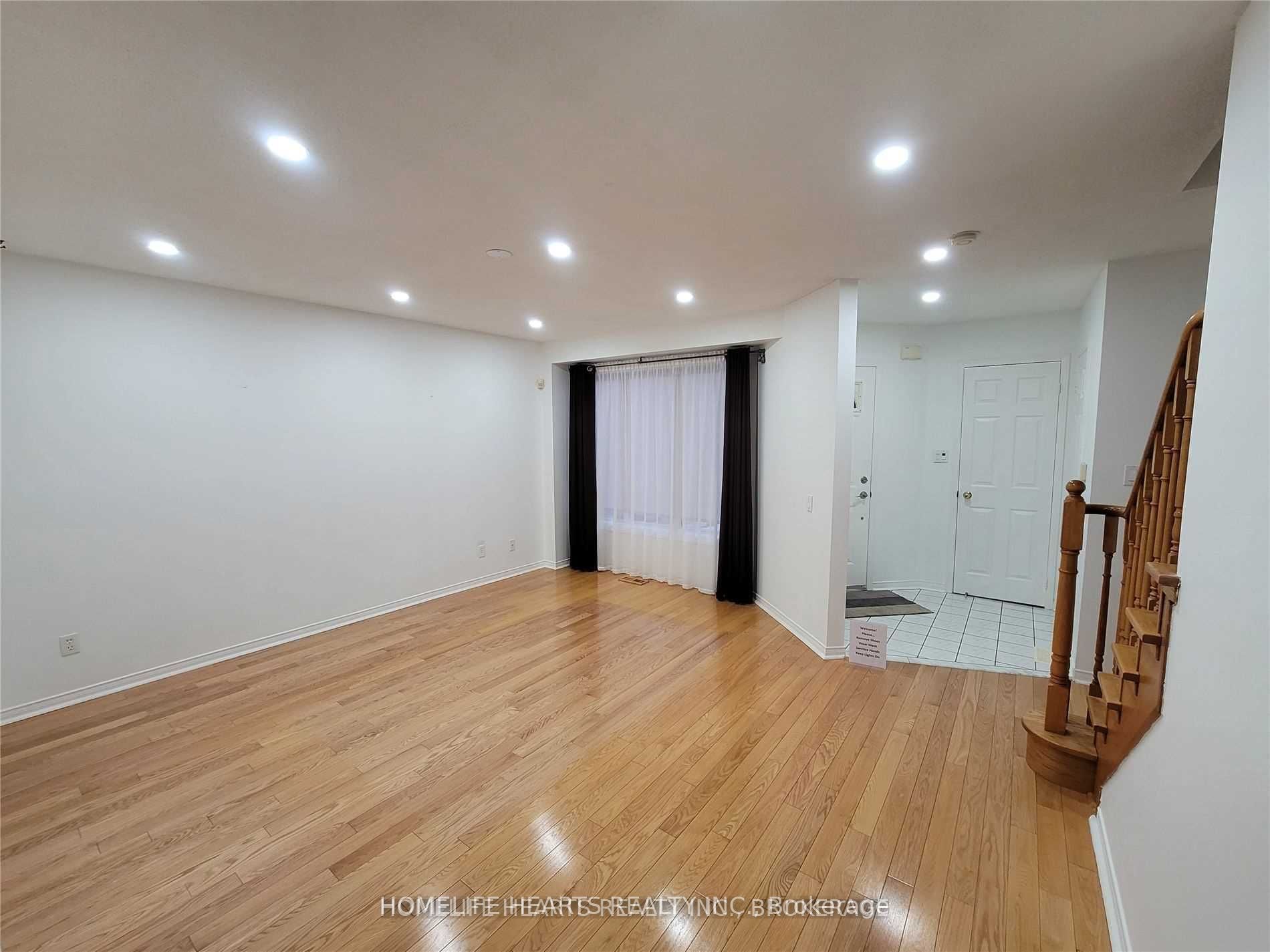6519 Sapling Trail Property Photo 2