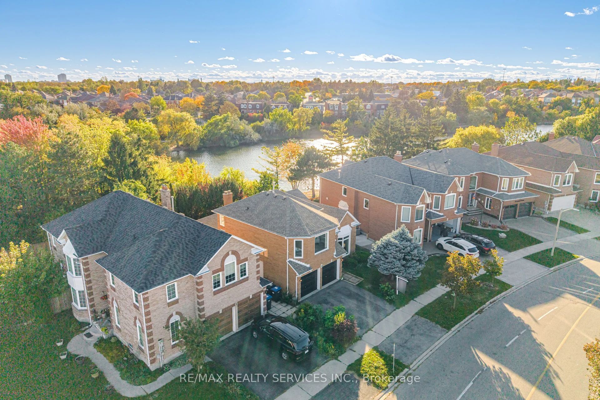 4 Leeward Drive Property Photo 2