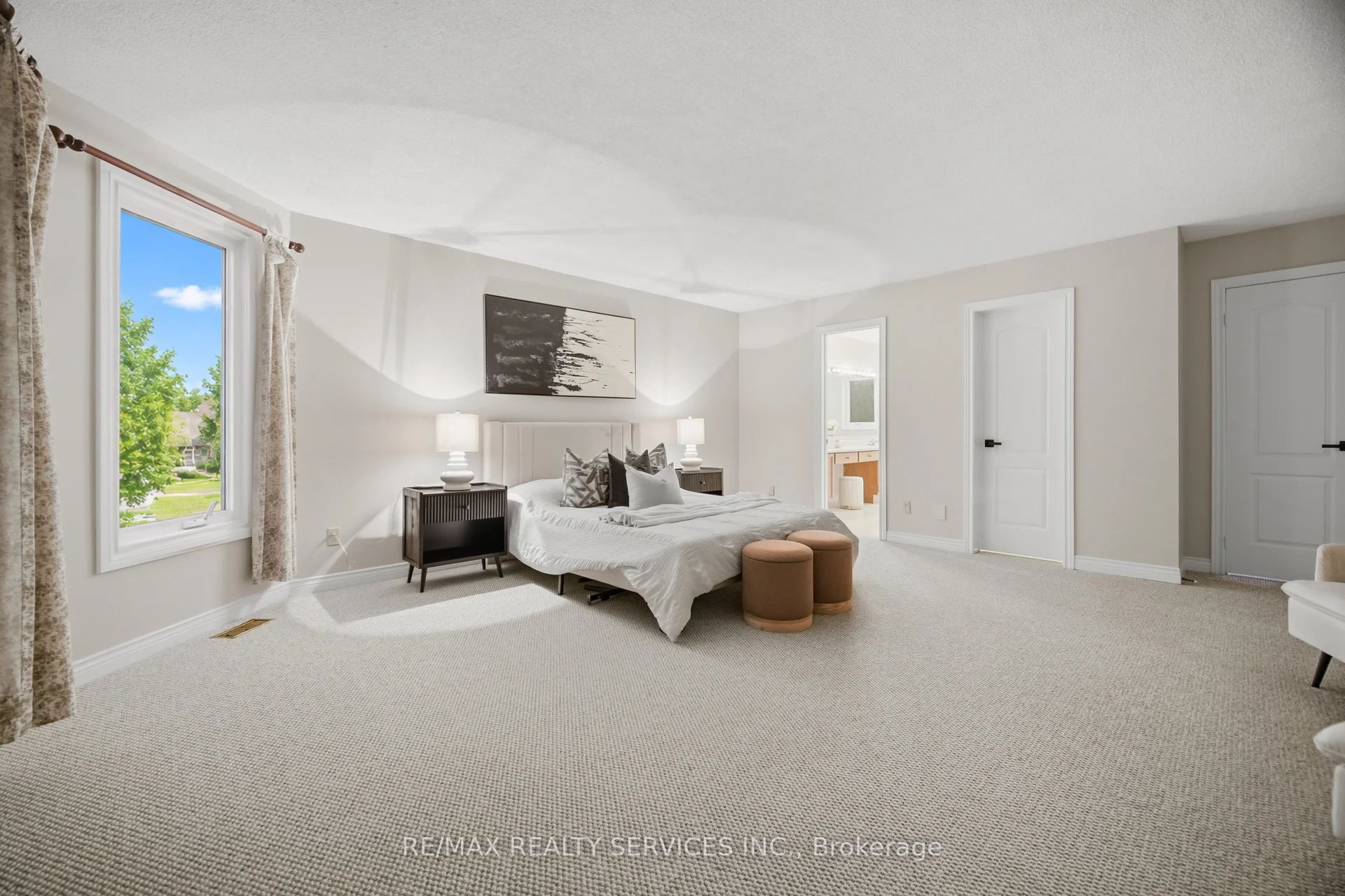 4 Leeward Drive Property Photo 19