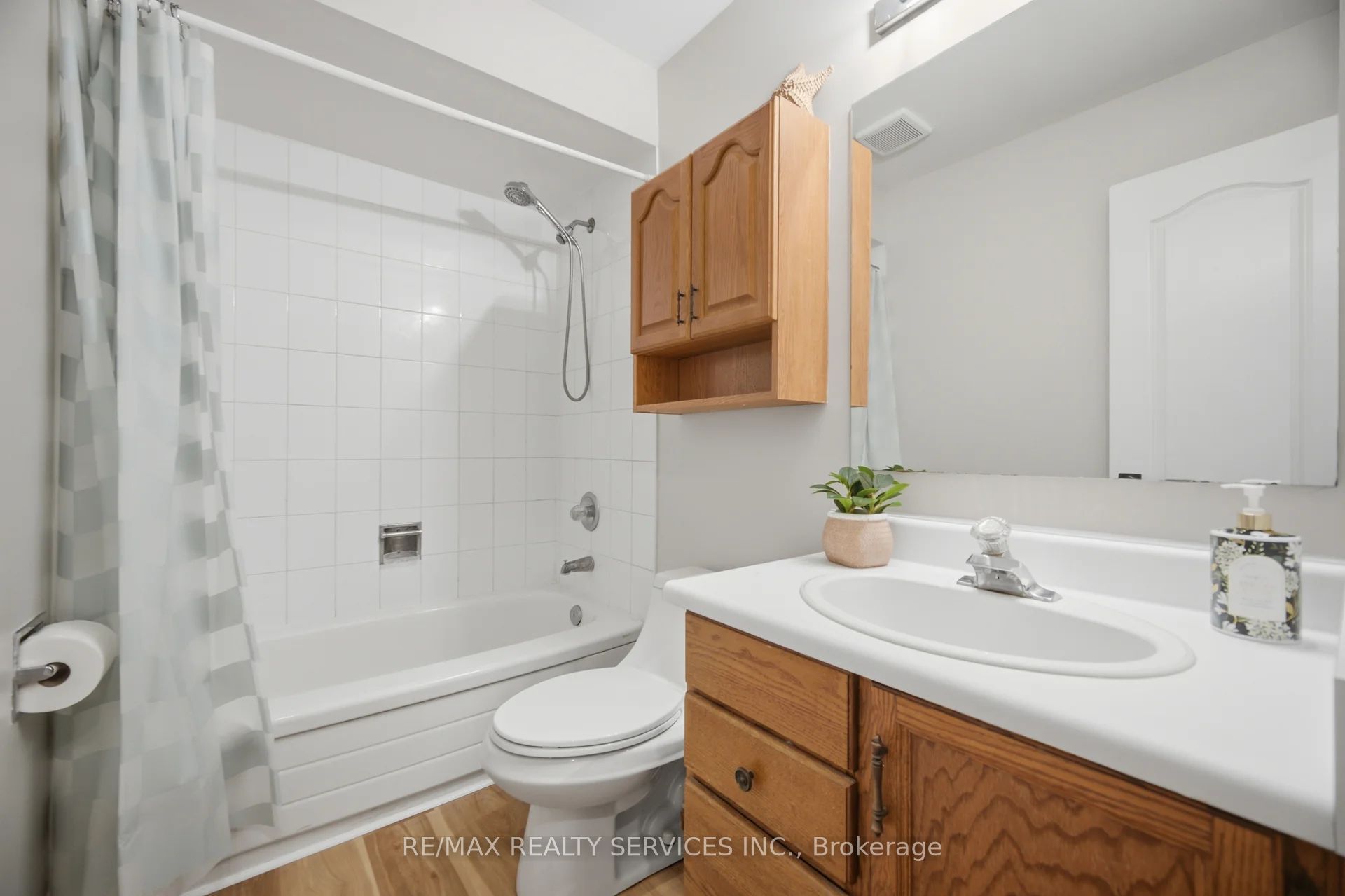 4 Leeward Drive Property Photo 29
