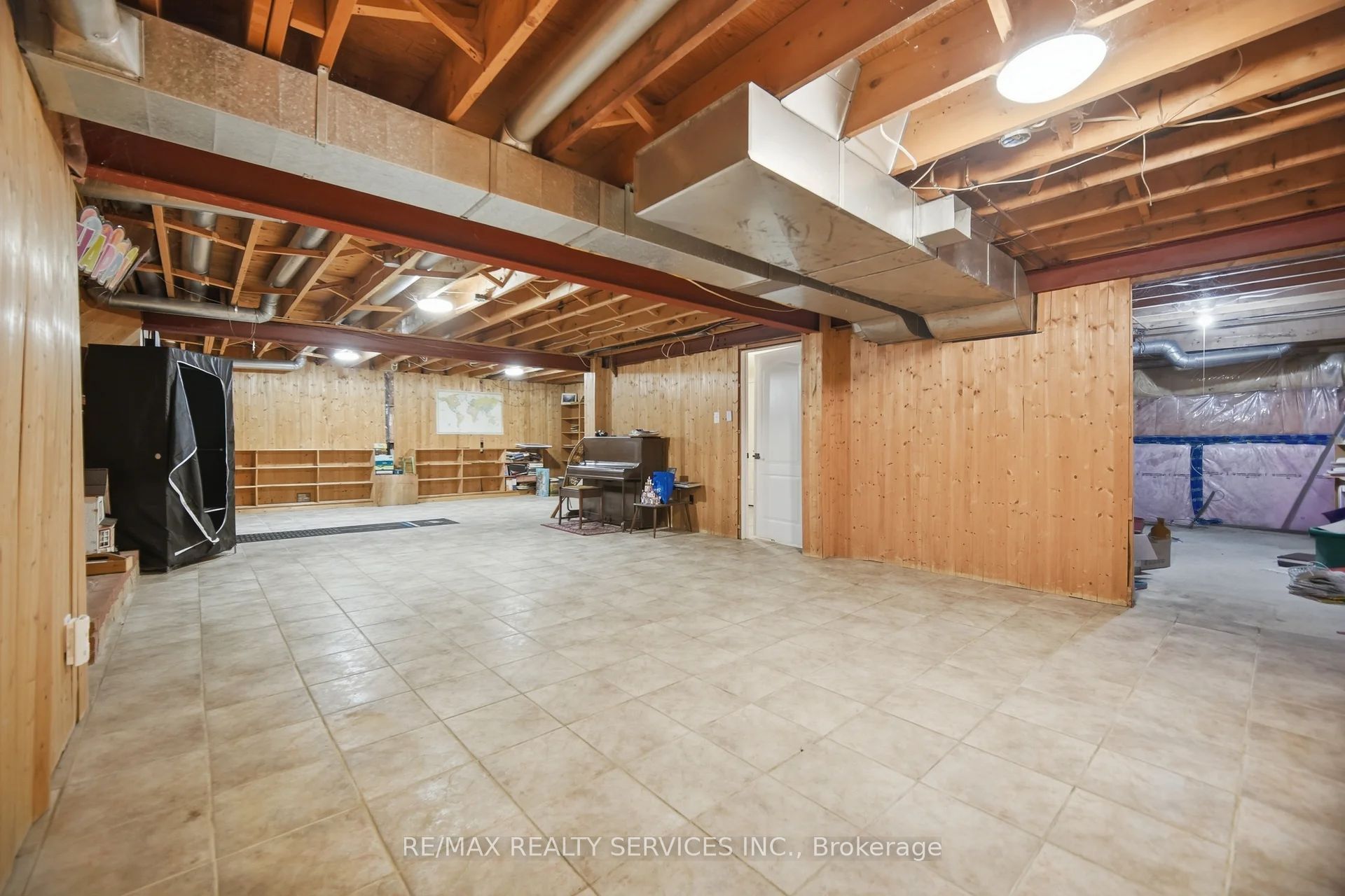 4 Leeward Drive Property Photo 36