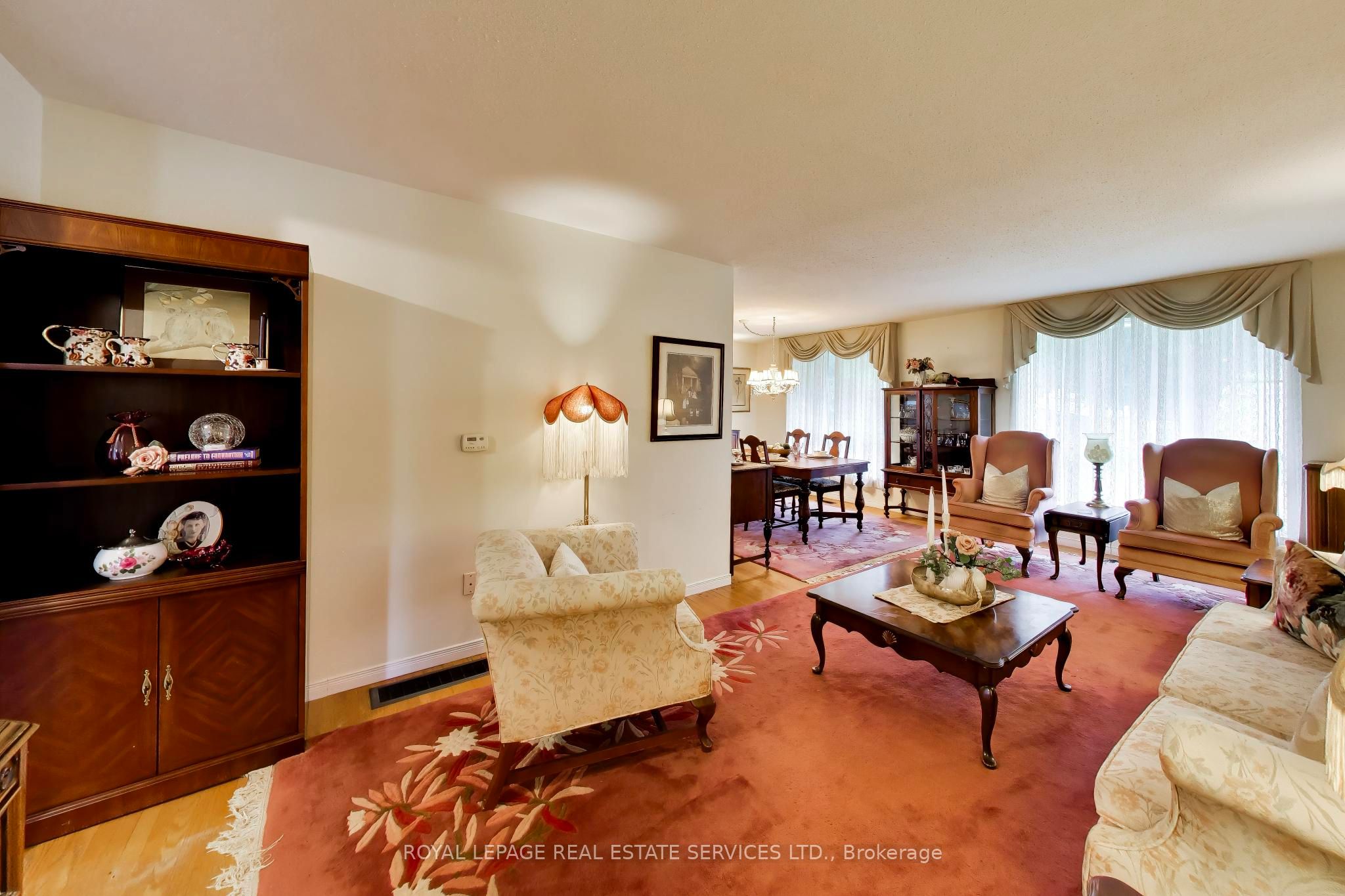 24 Elmvale Crescent Property Photo 4