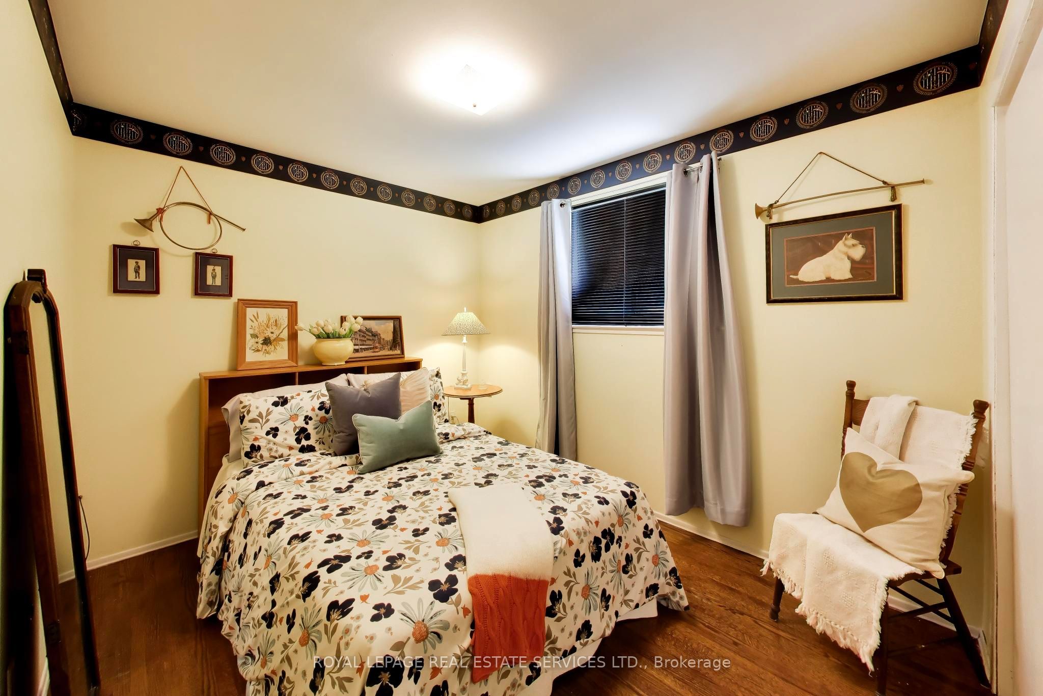 24 Elmvale Crescent Property Photo 16