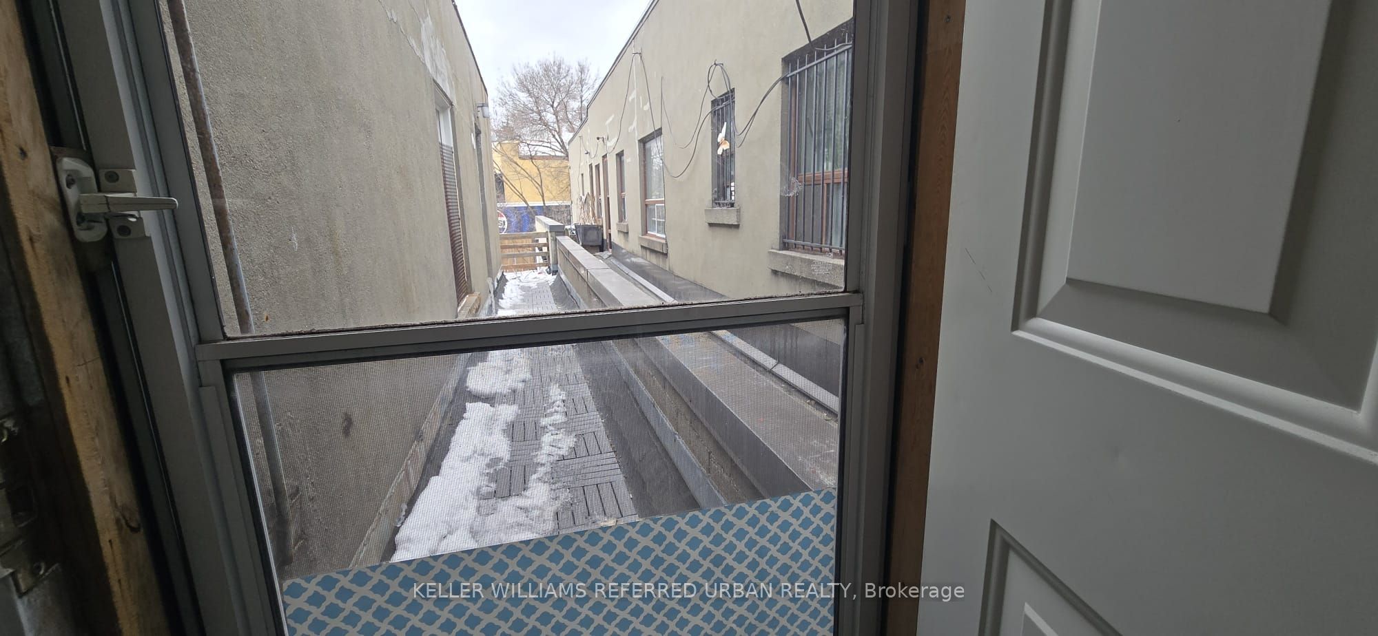 1854 Eglinton Avenue W 1 Property Photo 12