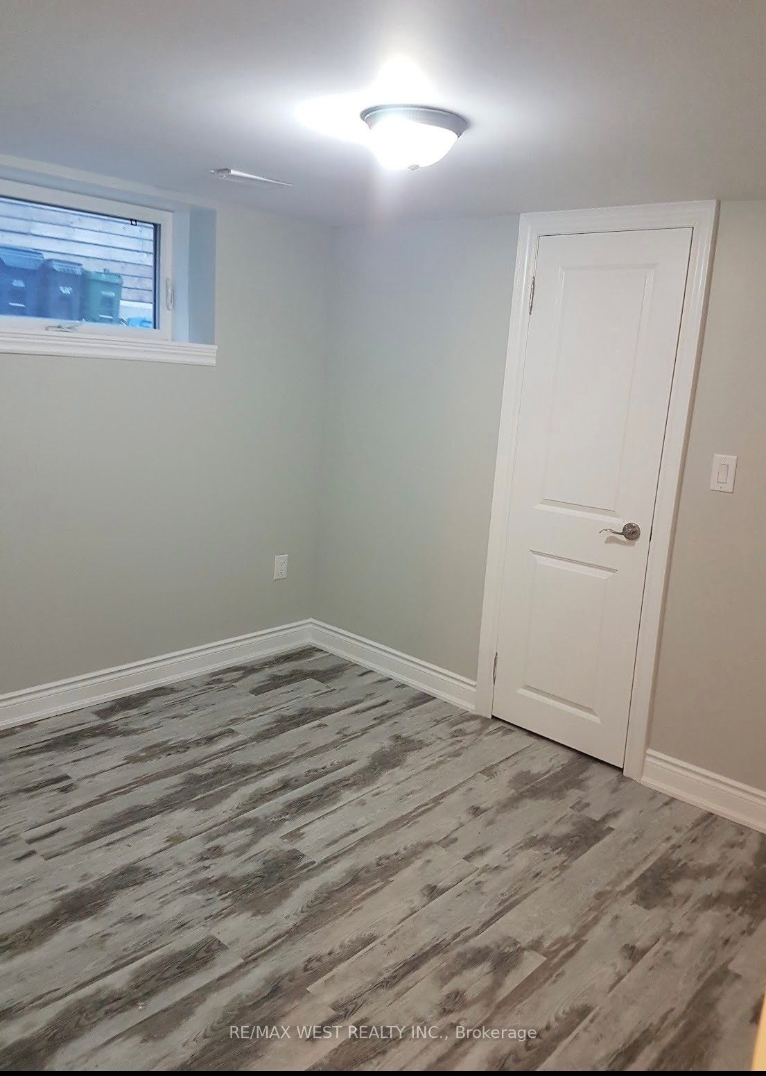 77 Murrie Street Lower Property Photo 8