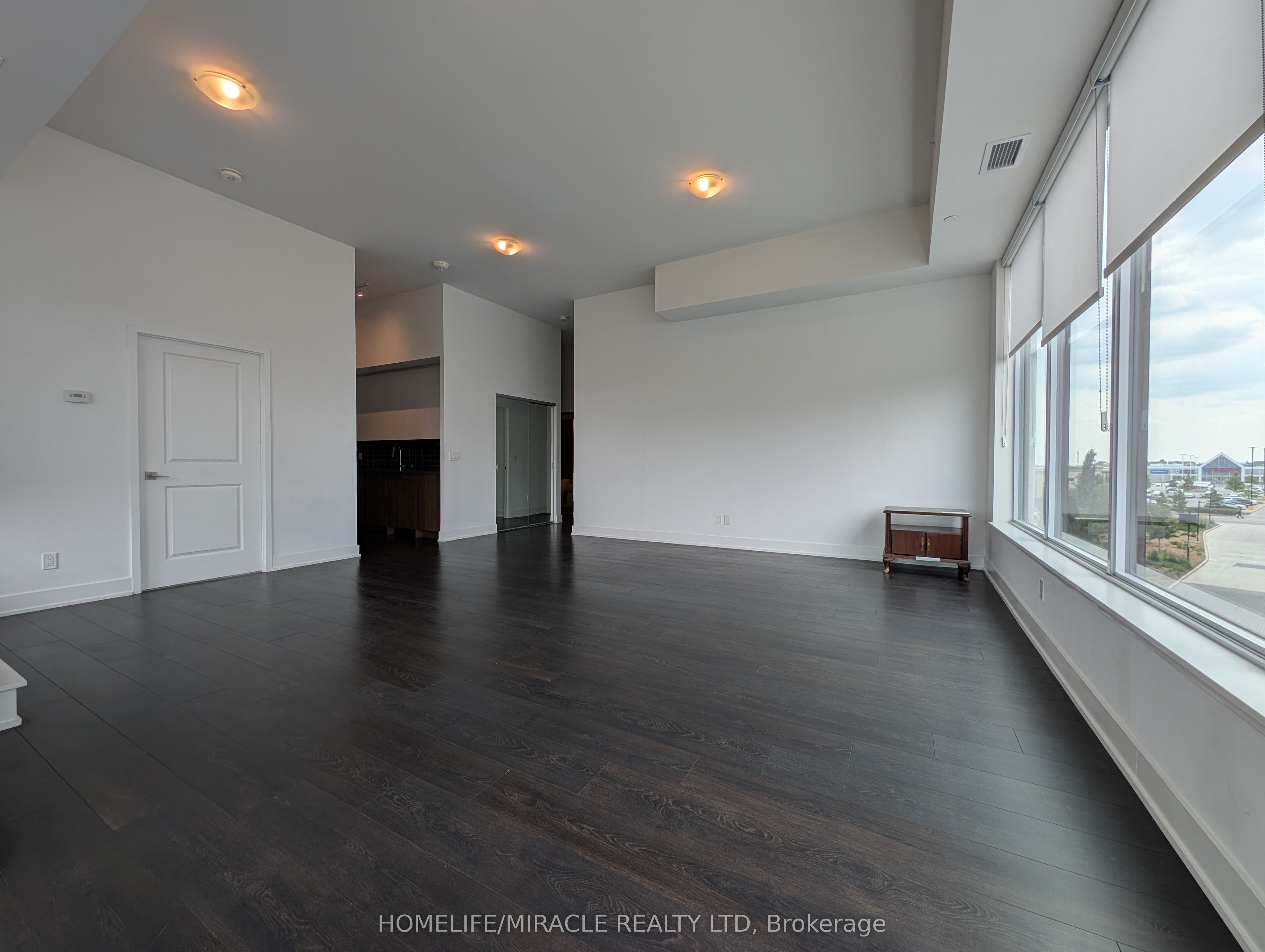 297 Oak Walk Drive 310 Property Photo 8